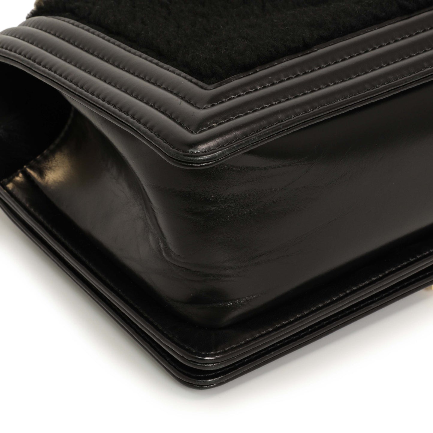 Exclusive Chanel Black Shearling Medium Boy Bag — Alternate View 7