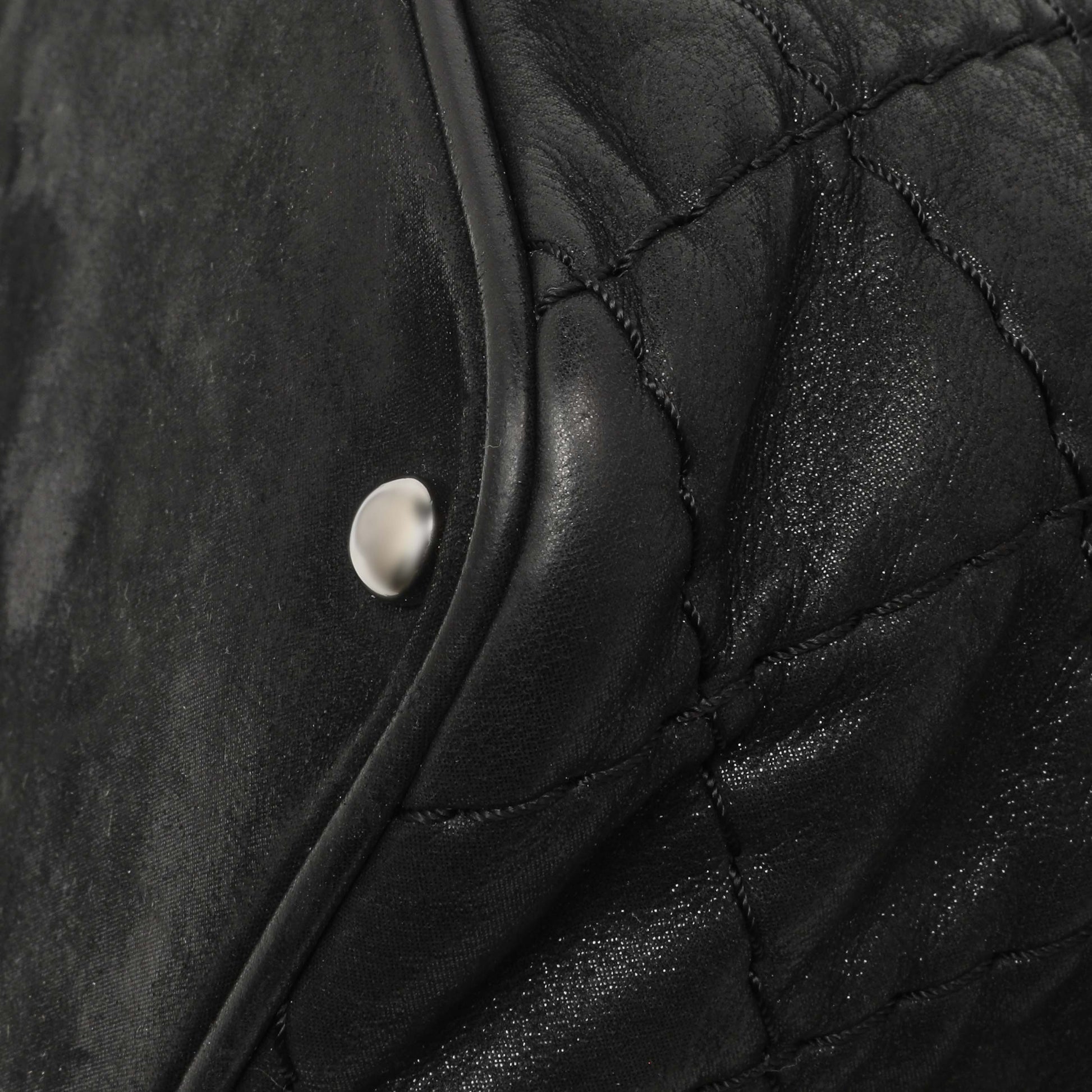 Exclusive Chanel Black Iridescent Quilted Calfskin Sea Hit Tote — Alternate View 7