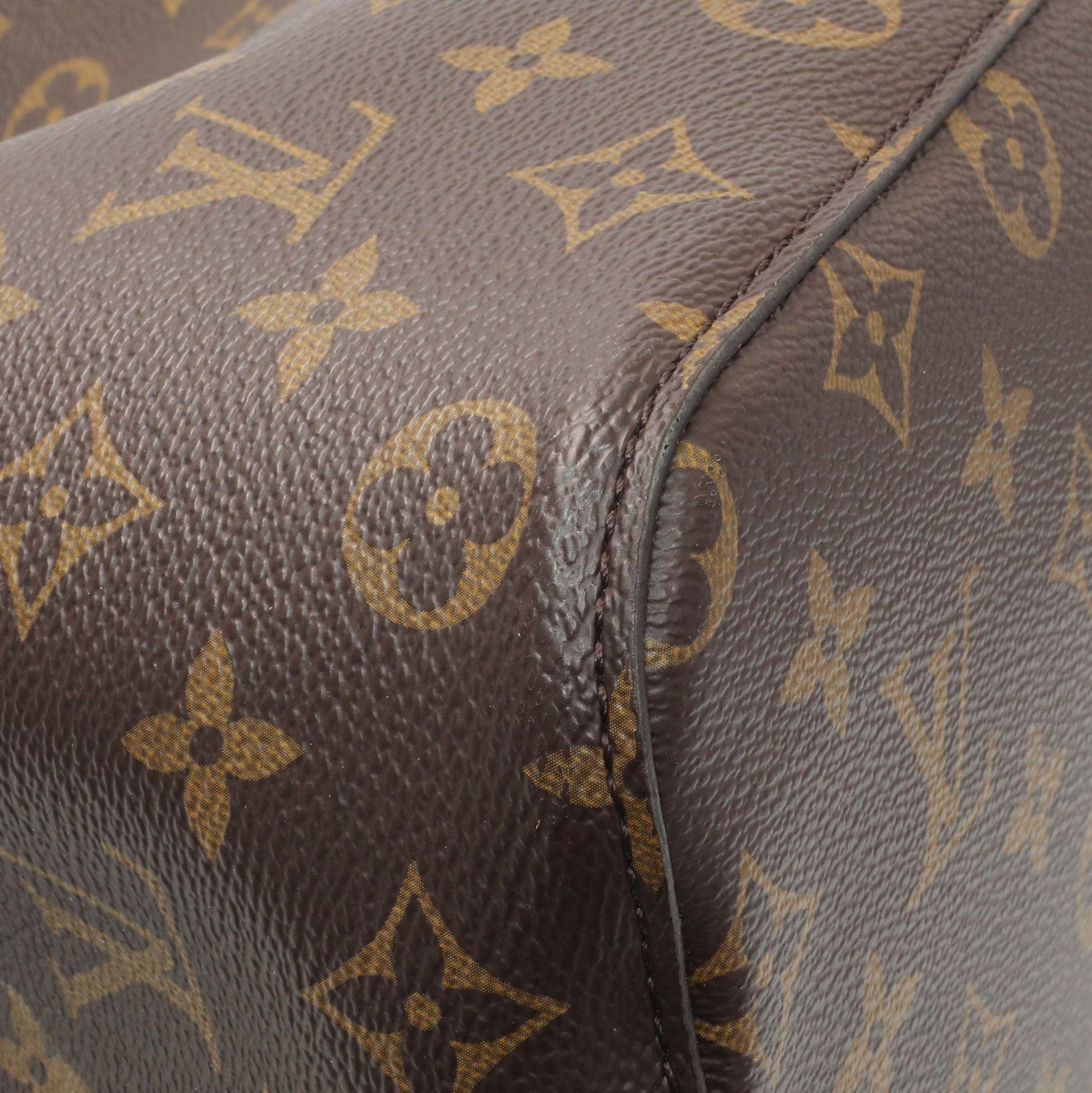 Exclusive Louis Vuitton Monogram Neonoe — Top View