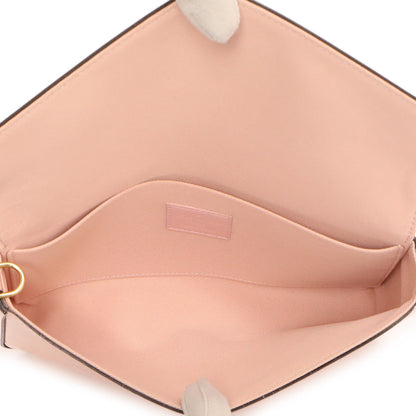 Exclusive Louis Vuitton Rose Ballerine Vernis Pochette  Felicie — Detail View