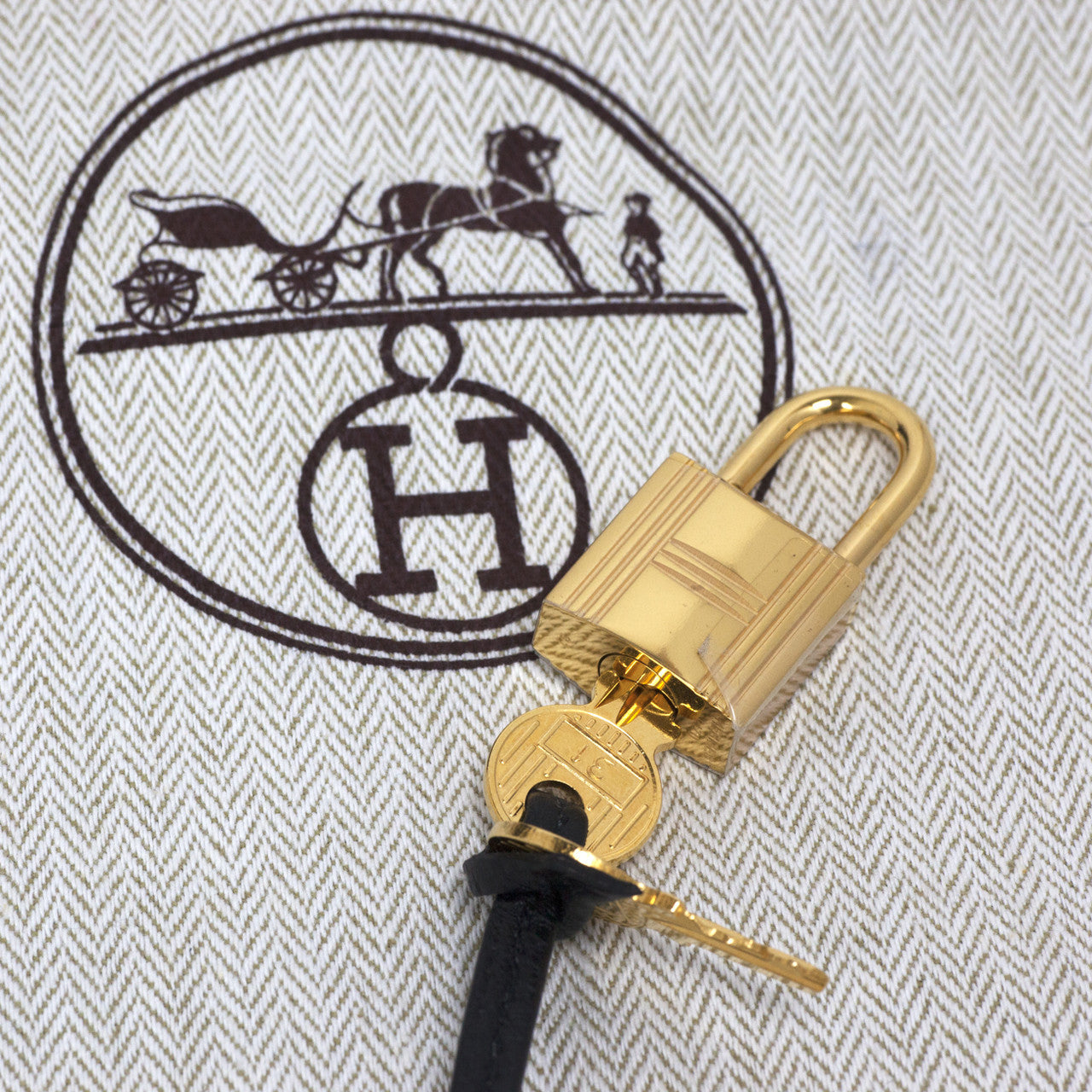 Exclusive Hermes Black Clemence Birkin 25 — Alternate View 13