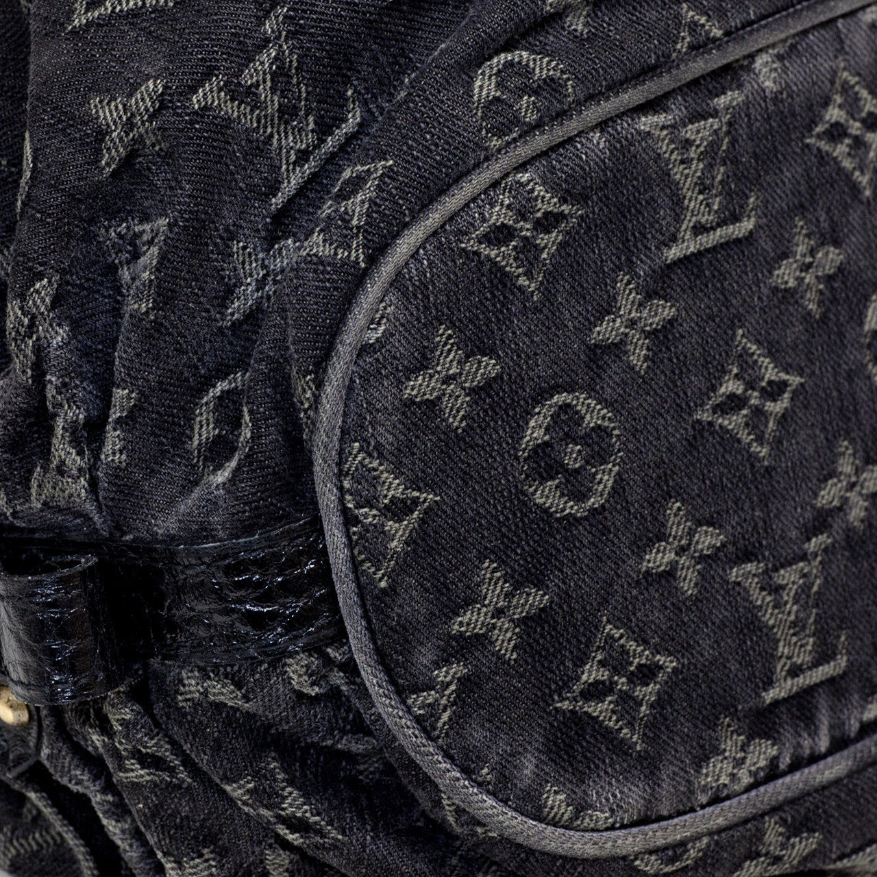 Exclusive Louis Vuitton Denim Mahina XS — Alternate View 8