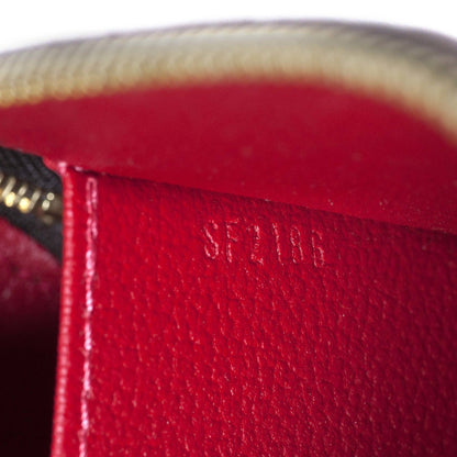 Exclusive Louis Vuitton Damier  Ebene Cosmetic Pouch — Detail View