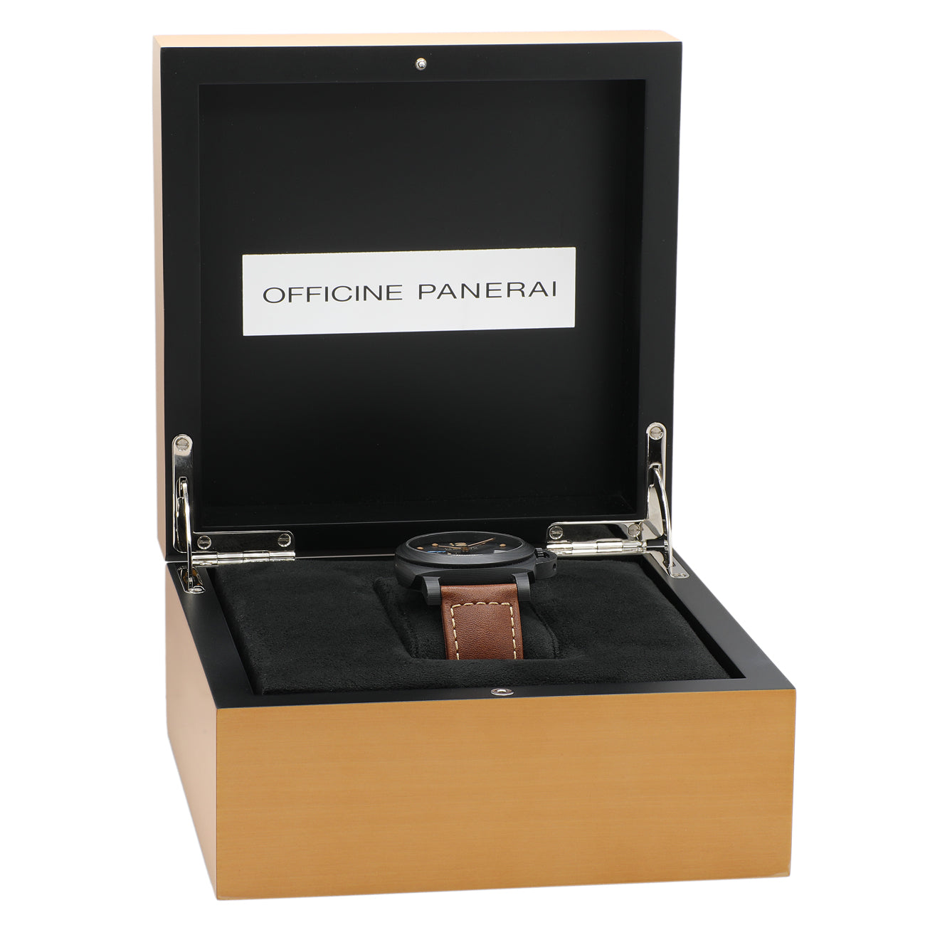 Exclusive Panerai Luminor Marina 1950 Carbotech 3 Days Automatic PAM00661 — Detail View