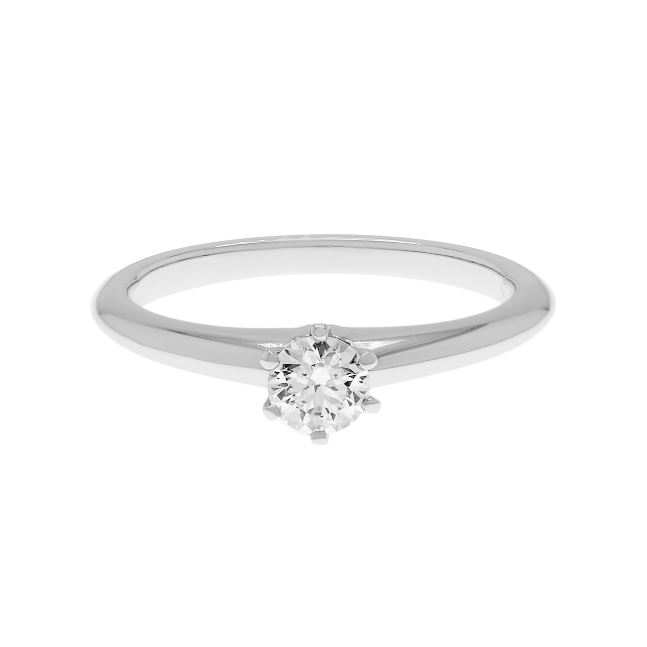 Exclusive Tiffany & Co. Platinum 0.28 Carat Diamond Solitaire Engagement Ring — Front View
