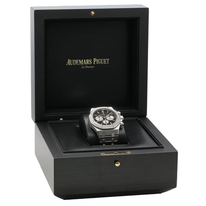 Exclusive Audemars Piguet Royal Oak Chronograph 26331ST.OO.1220ST.02 — Detail View