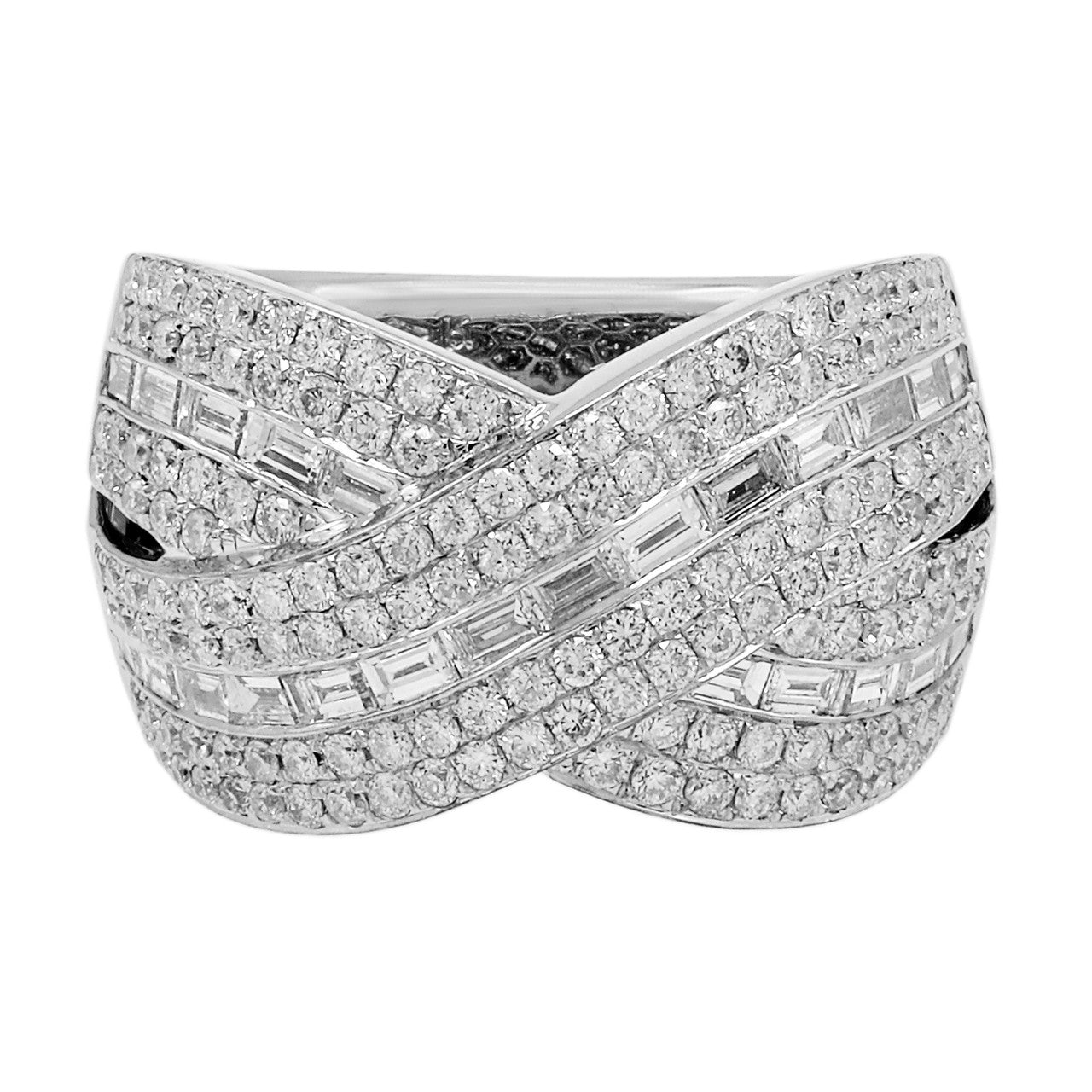 Exclusive 18K White Gold 2.71 Carat Diamond Ring — Front View