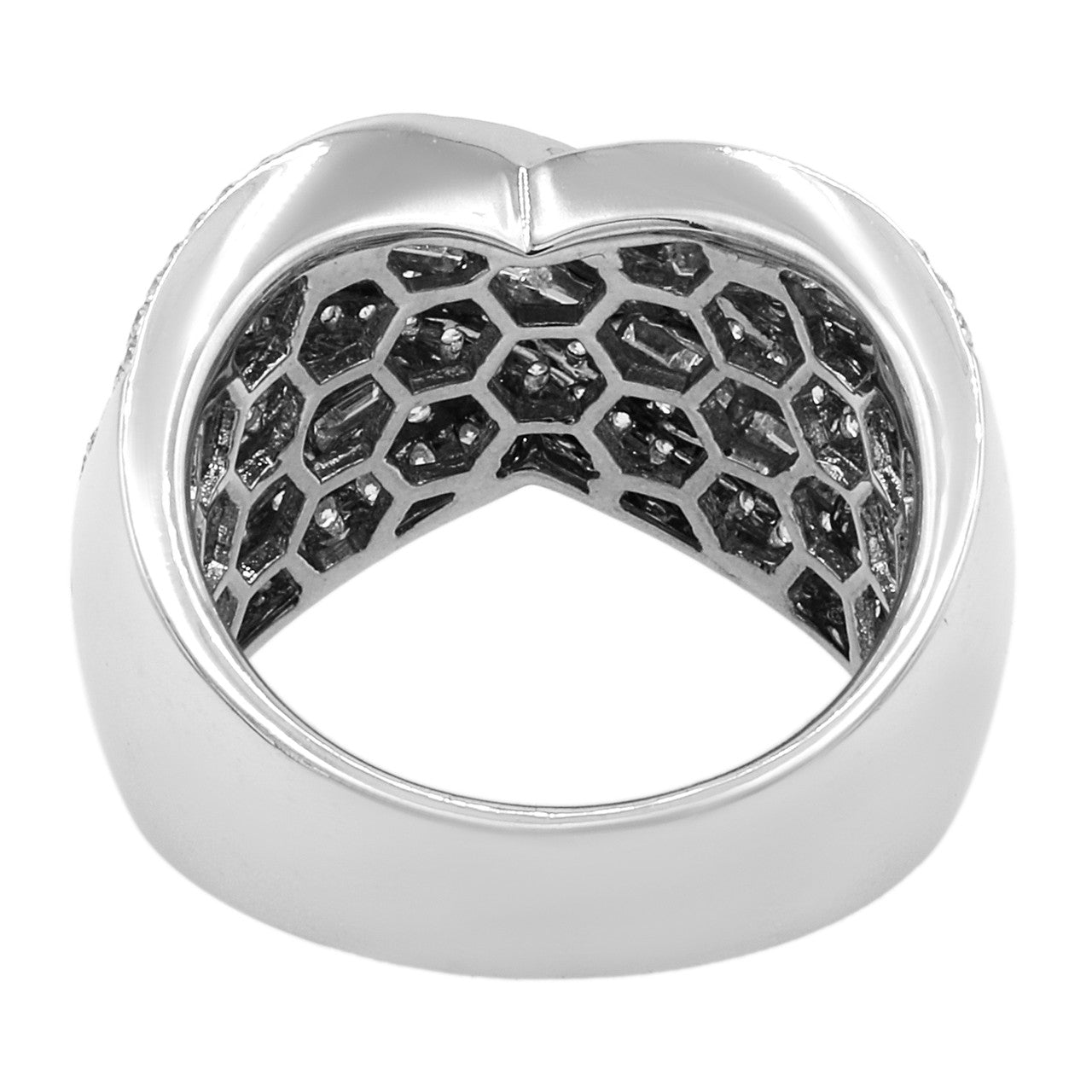 Exclusive 18K White Gold 2.71 Carat Diamond Ring — Side View