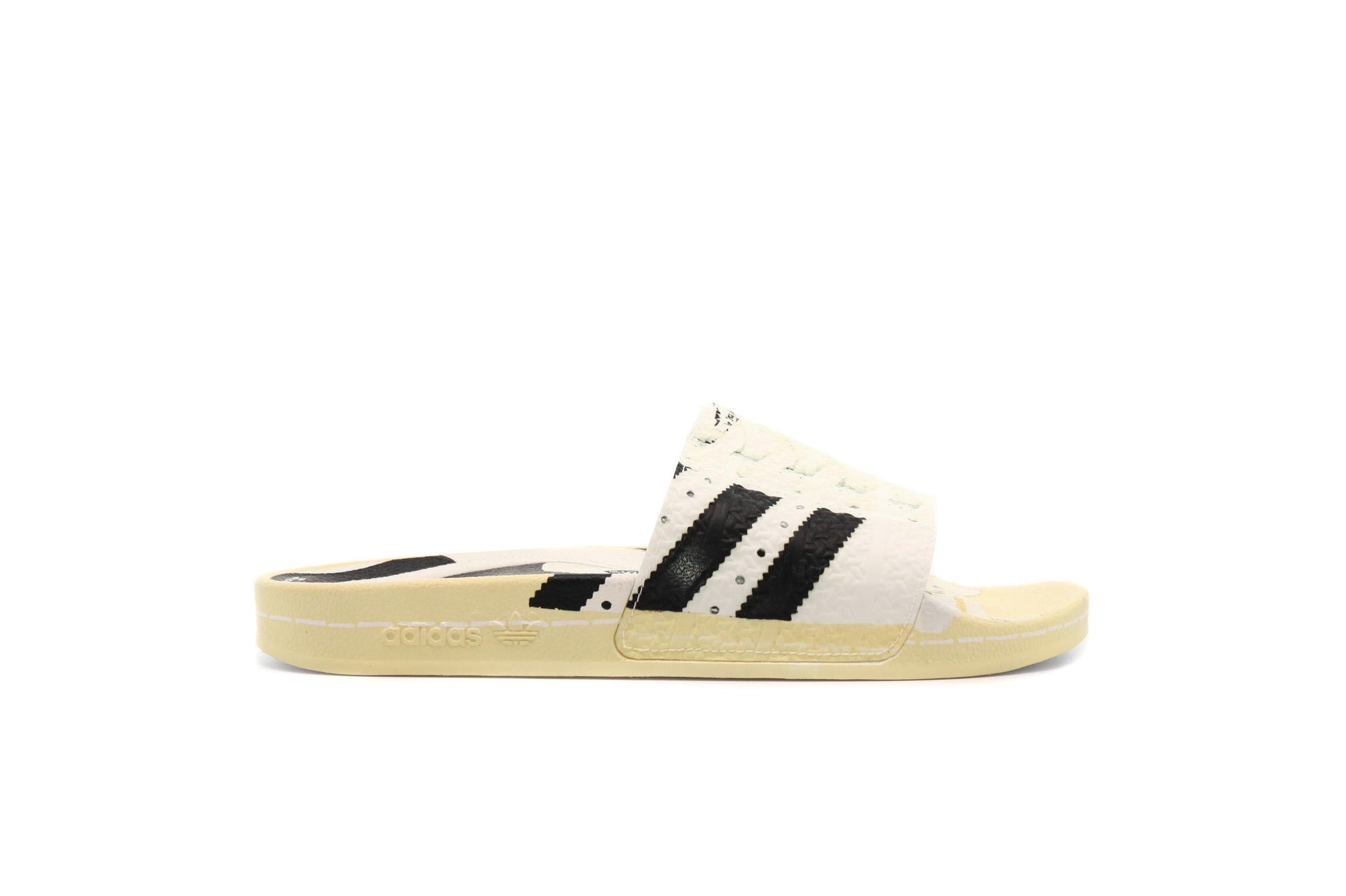 Exclusive adidas Originals ADILETTE "SUPERSTAR" — 3.5 — Front View
