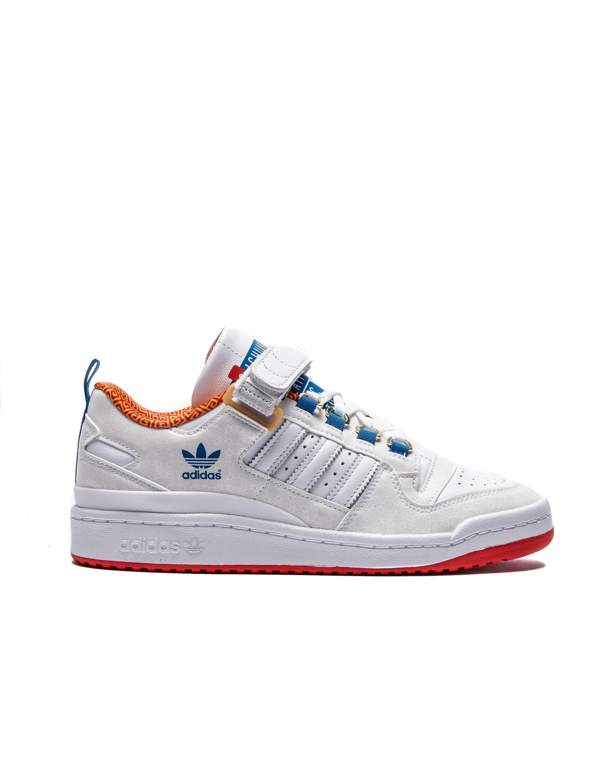 Exclusive adidas Originals x Superfly FORUM LOW — 3.5 — Front View
