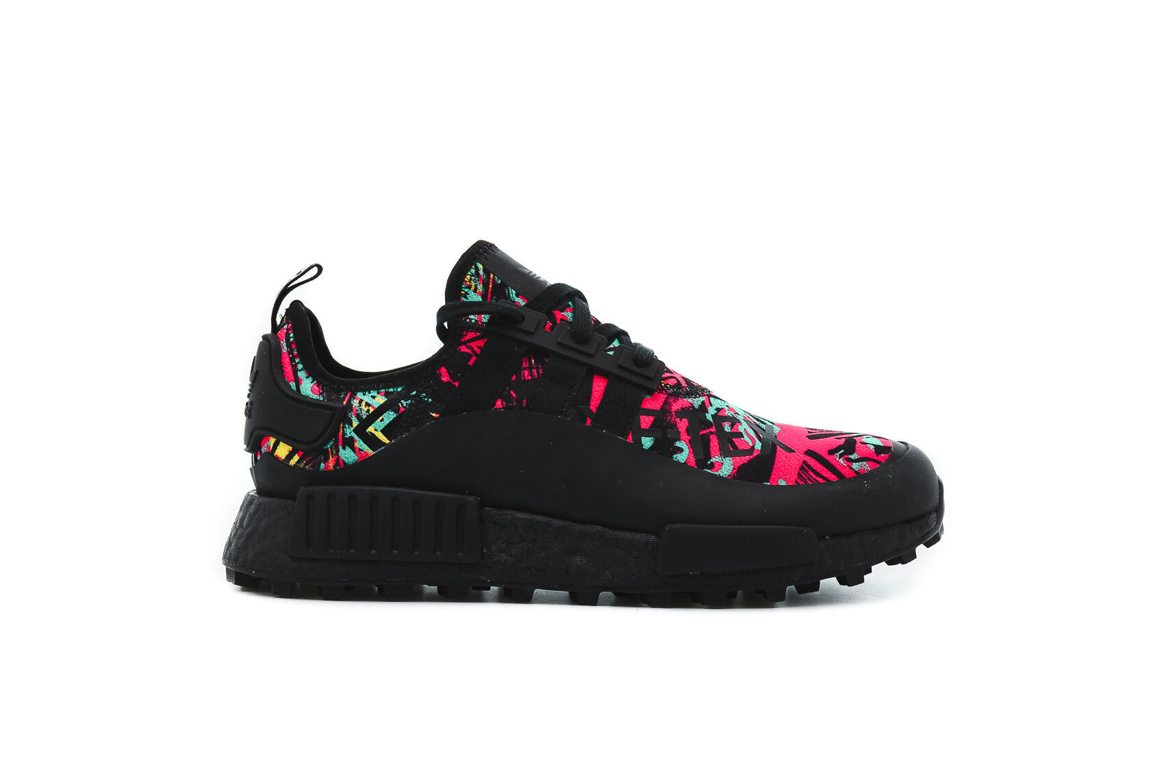 Exclusive adidas Originals NMD R1 TR Gore-Tex "CORE BLACK" — 3.5 — Front View
