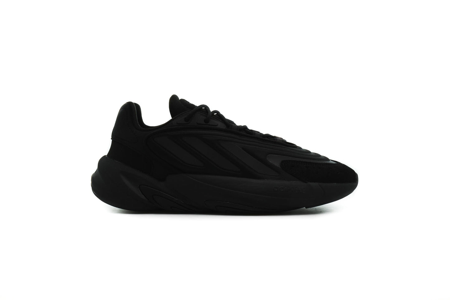 Exclusive adidas Originals OZELIA — 3.5 — Front View
