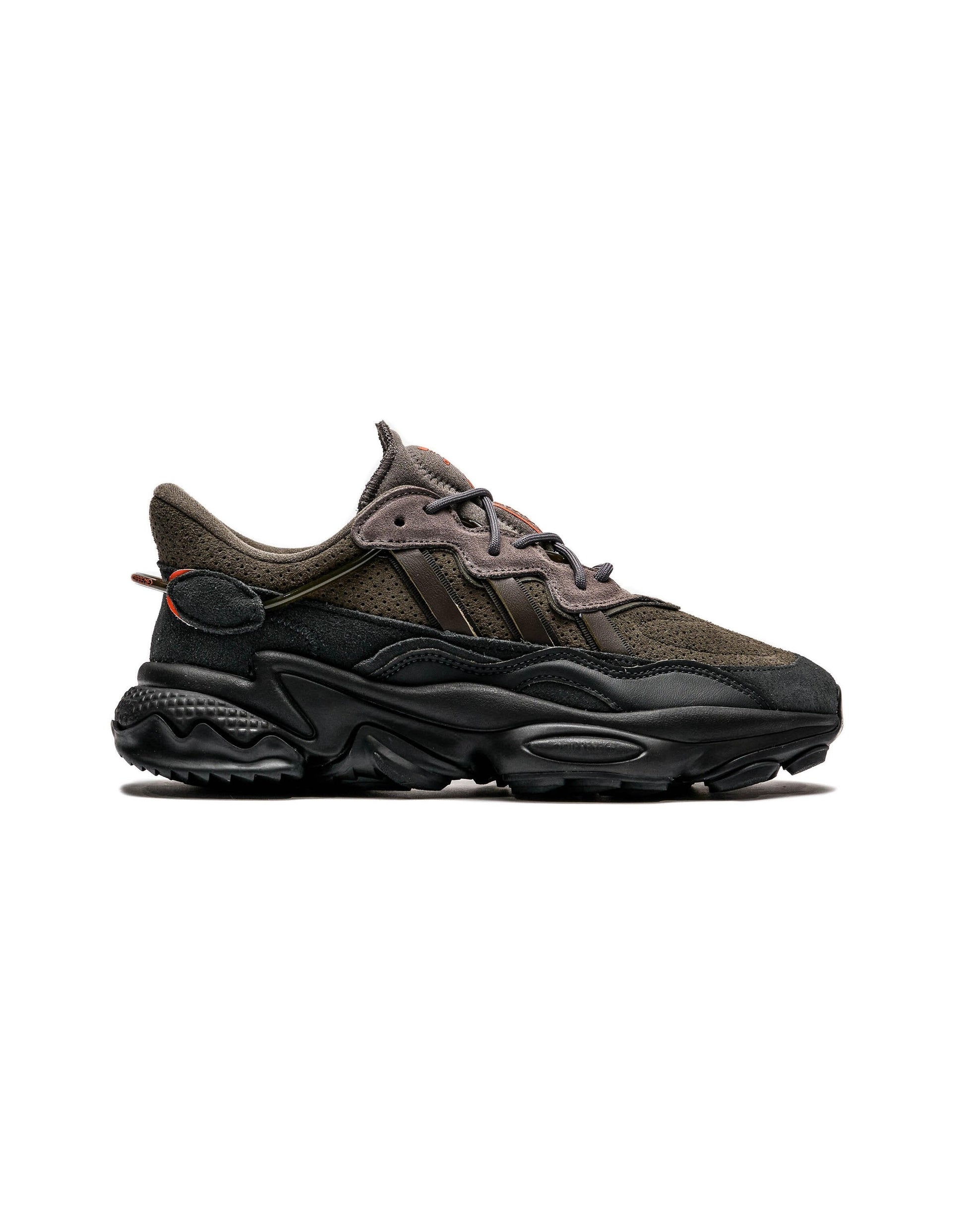 Exclusive Adidas Originals OZWEEGO TR — 3.5 — Front View