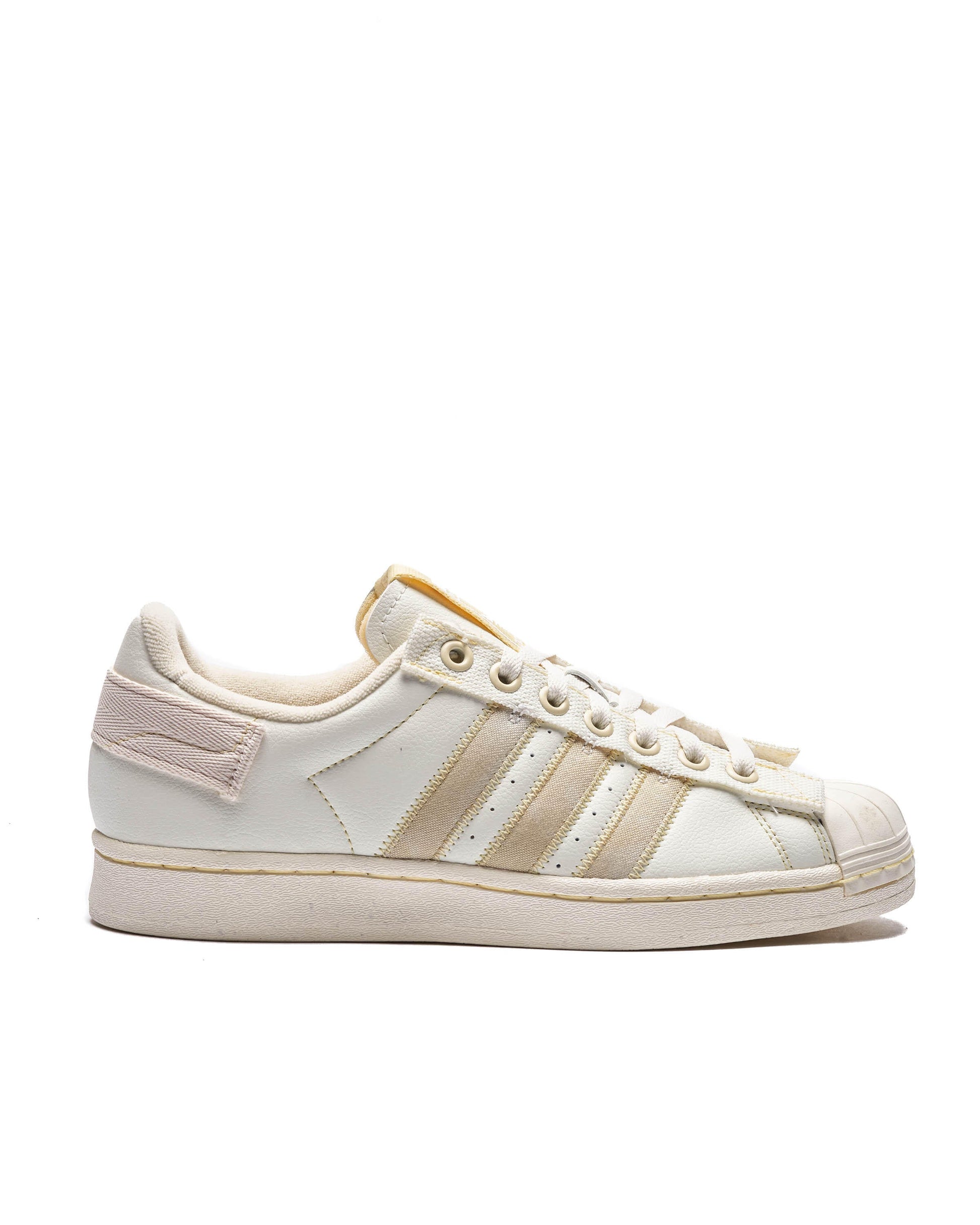 Exclusive adidas Originals SUPERSTAR PARLEY — 3.5 — Front View