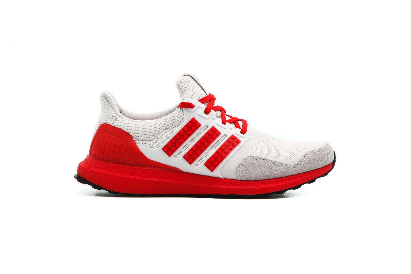 Exclusive adidas Originals x LEGO ULTRABOOST DNA — 3.5 — Front View