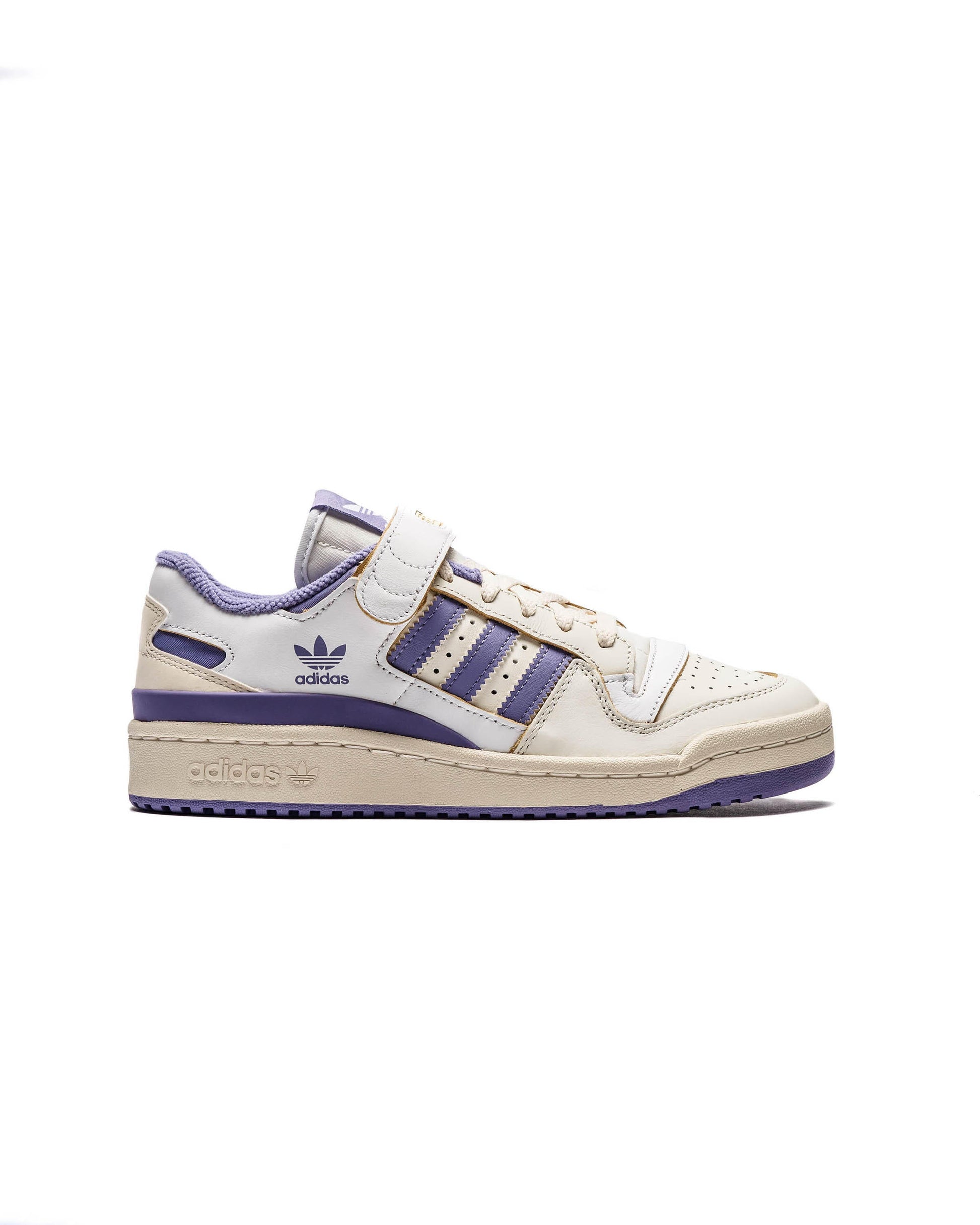 Exclusive adidas Originals WMNS FORUM 84 LOW — 3 — Front View