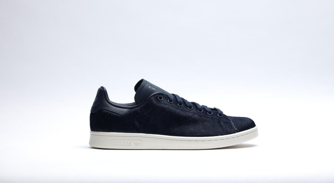 Exclusive adidas Originals Stan Smith "Blue Fur" — 3.5 — Front View