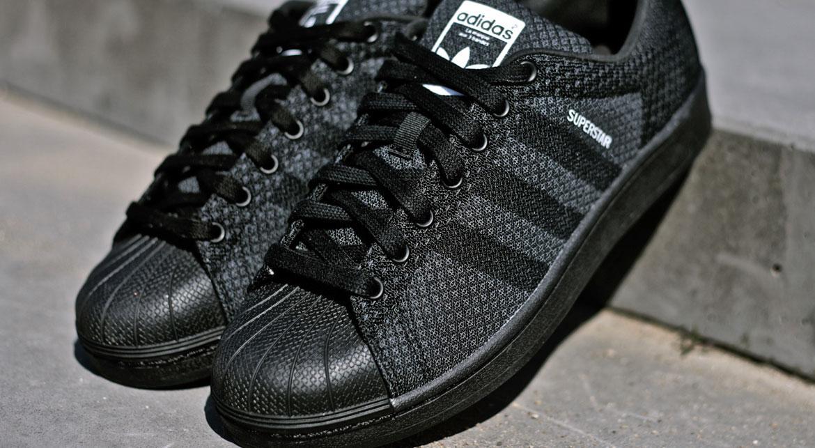 Exclusive adidas Originals Superstar 80s Primeknit "Black" — 3.5 — Front View
