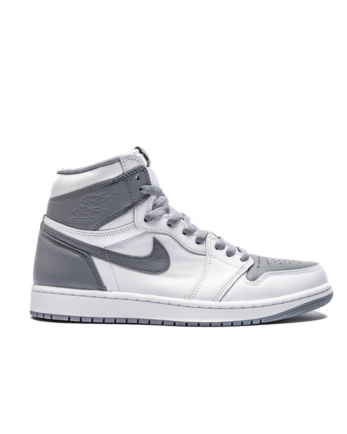Exclusive Air Jordan 1 RETRO HIGH OG — 3.5 — Front View