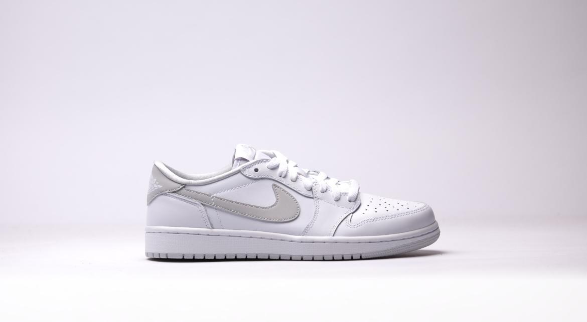 Exclusive Air Jordan 1 Retro Low OG "All White" — 3.5 — Front View