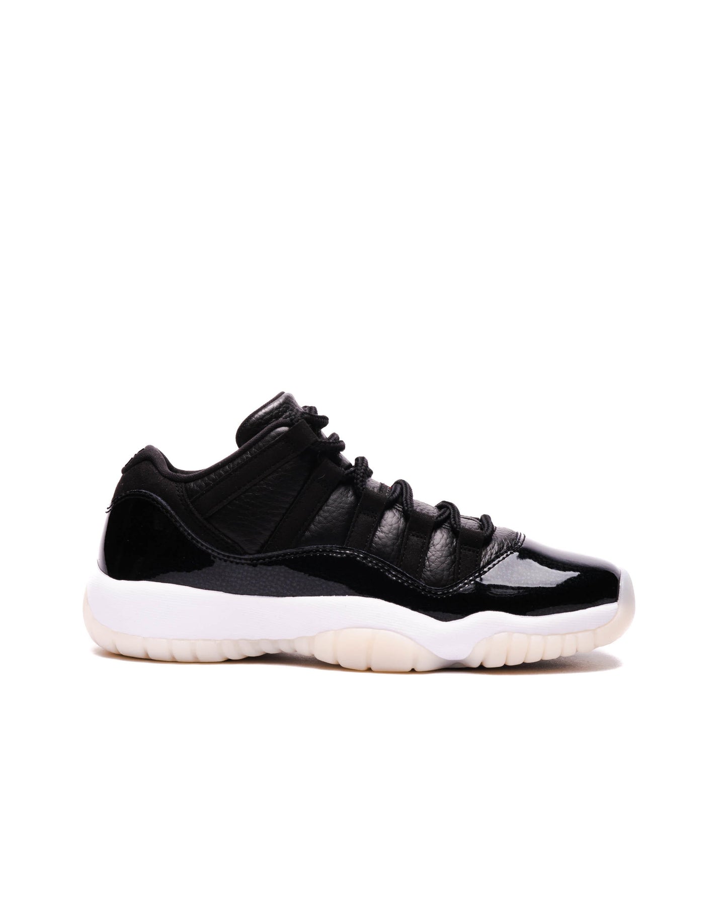 Exclusive AIR JORDAN 11 RETRO LOW (GS) — 3.5Y — Front View