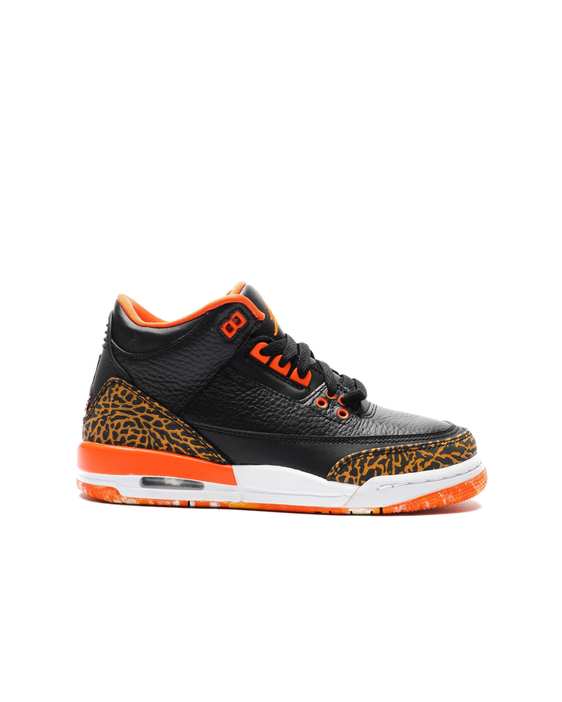Exclusive Air Jordan 3 RETRO (GS) — 3.5Y — Front View