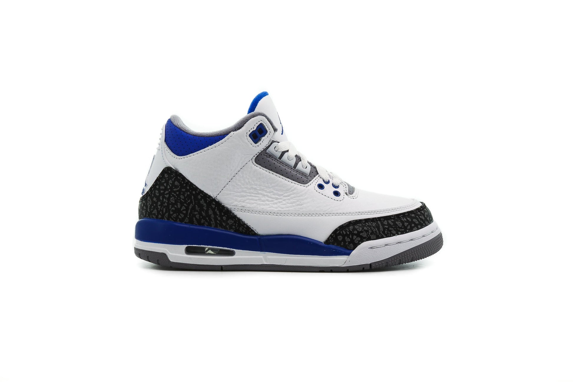 Exclusive Air Jordan 3 RETRO (GS) — 3.5Y — Front View