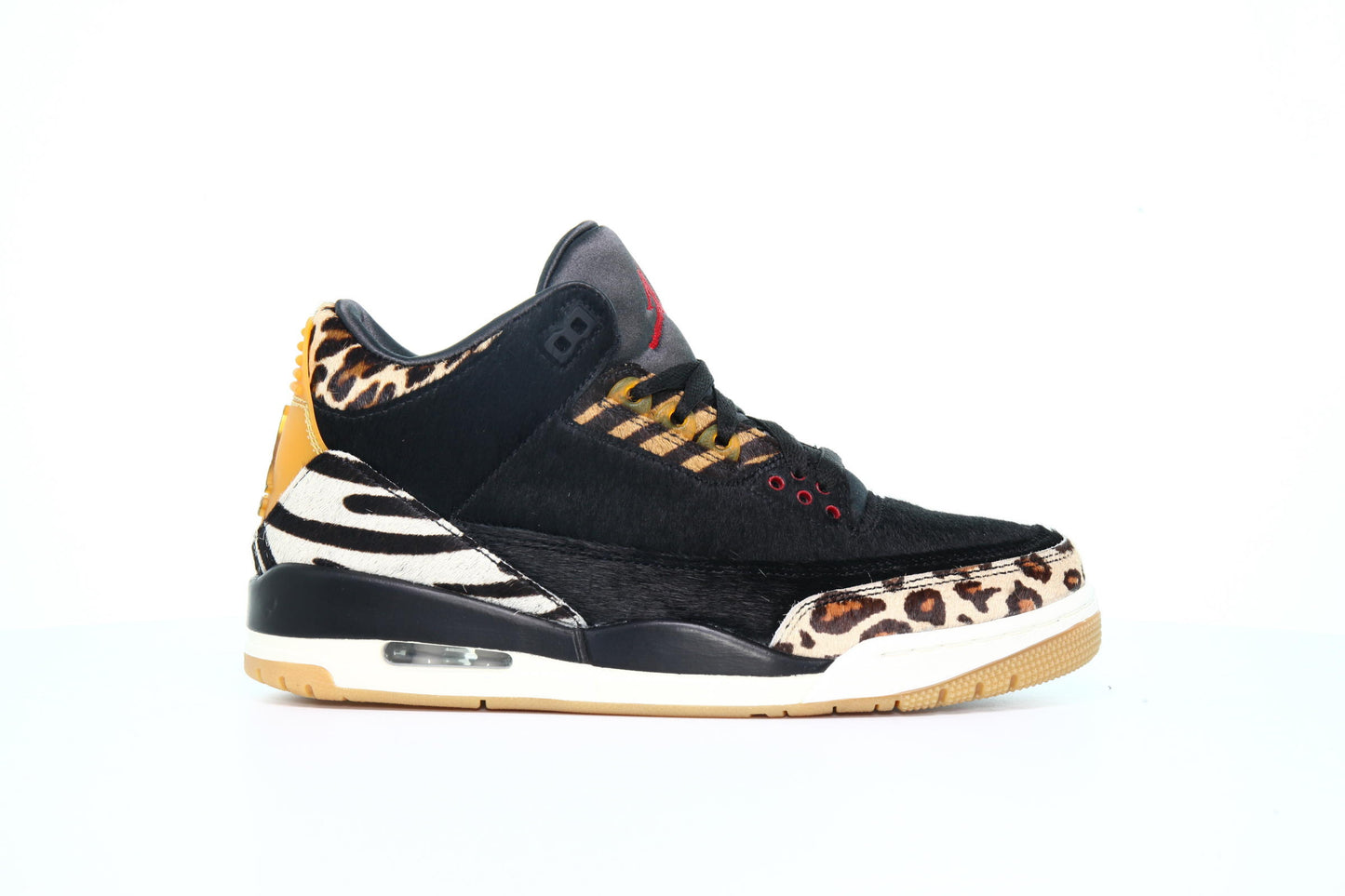 Exclusive Air Jordan 3 Retro SE "Animal Pack" — 3.5 — Front View