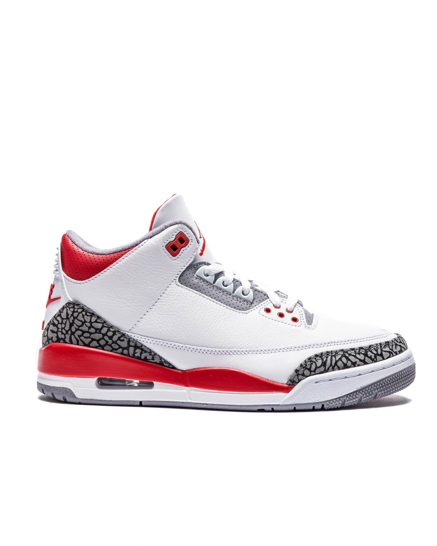 Exclusive Air Jordan 3 RETRO — 3.5 — Front View