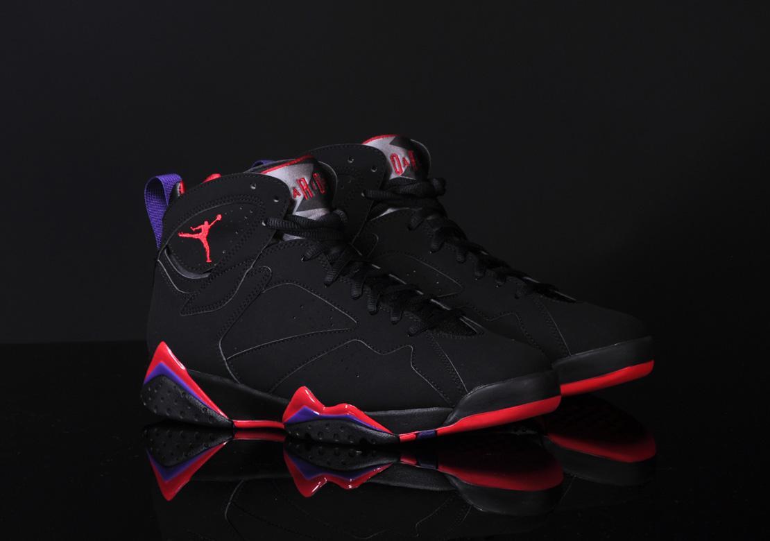 Exclusive Air Jordan 7 Retro — 3.5 — Front View