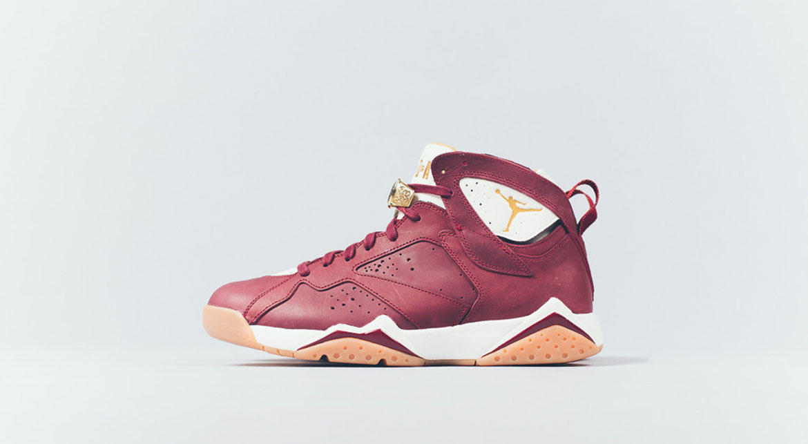 Exclusive Air Jordan 7 Retro Champ Pack "Cigar" — 3.5 — Front View