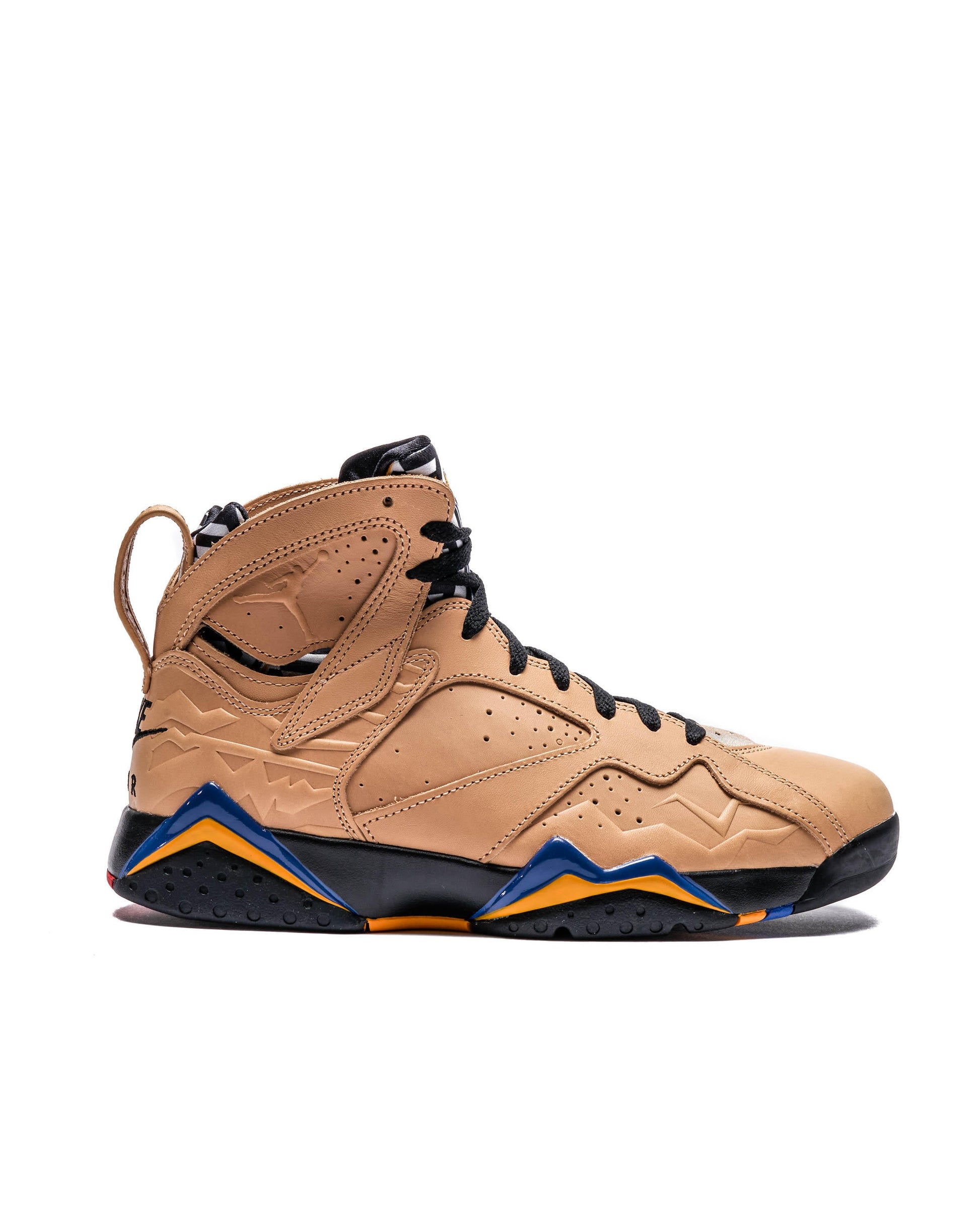 Exclusive Air Jordan 7 RETRO SE — 3.5 — Front View