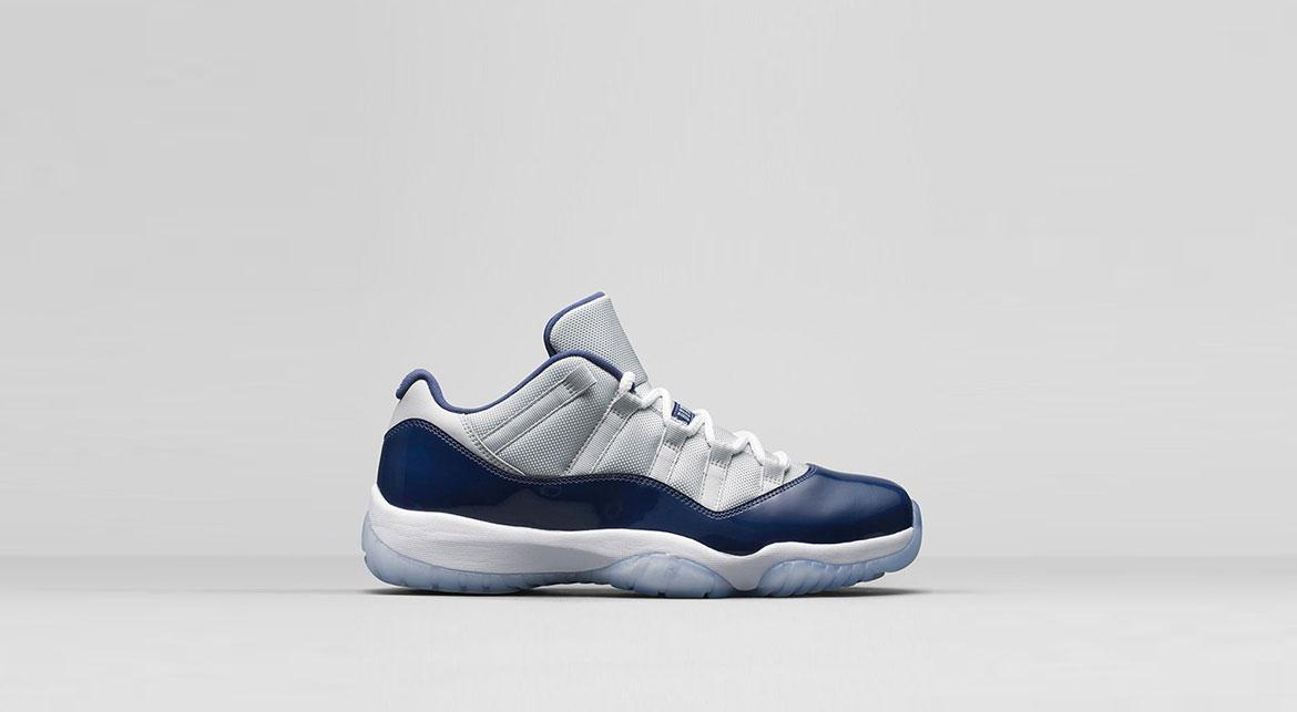Exclusive Air Jordan 11 Retro Low BG "georgetown" — 3.5Y — Front View