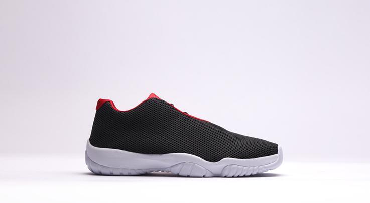 Exclusive Air Jordan Future Low BG "bred" — 3.5Y — Front View