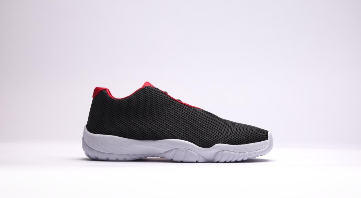 Exclusive Air Jordan Future Low "bred" — 3.5 — Front View