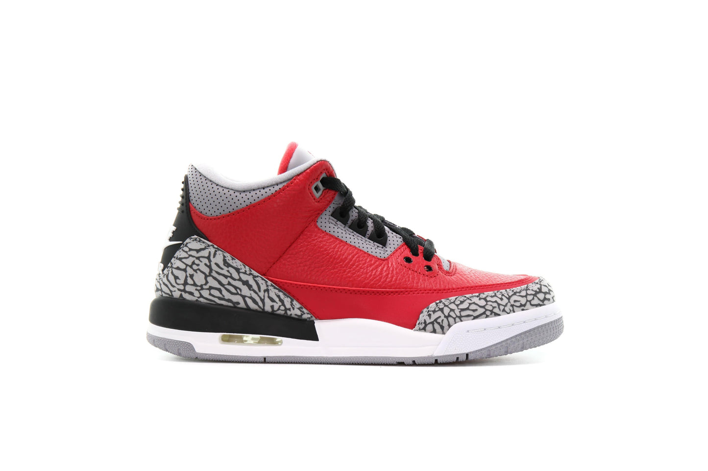 Exclusive Air Jordan 3 RETRO SE (GS) "Fire Red" — 3.5Y — Front View