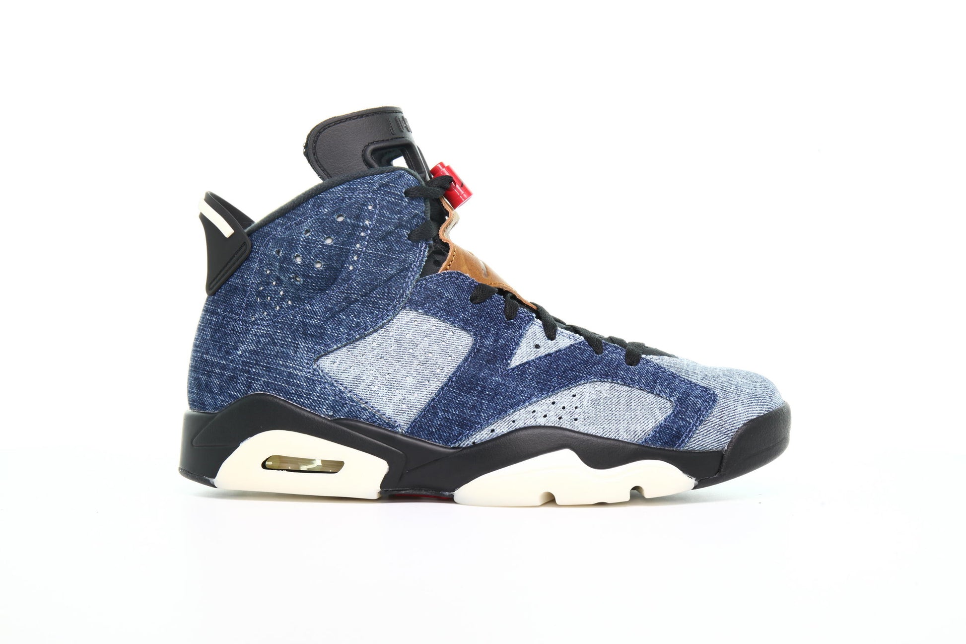 Exclusive Air Jordan 6 RETRO "Washed Denim" — 3.5 — Front View