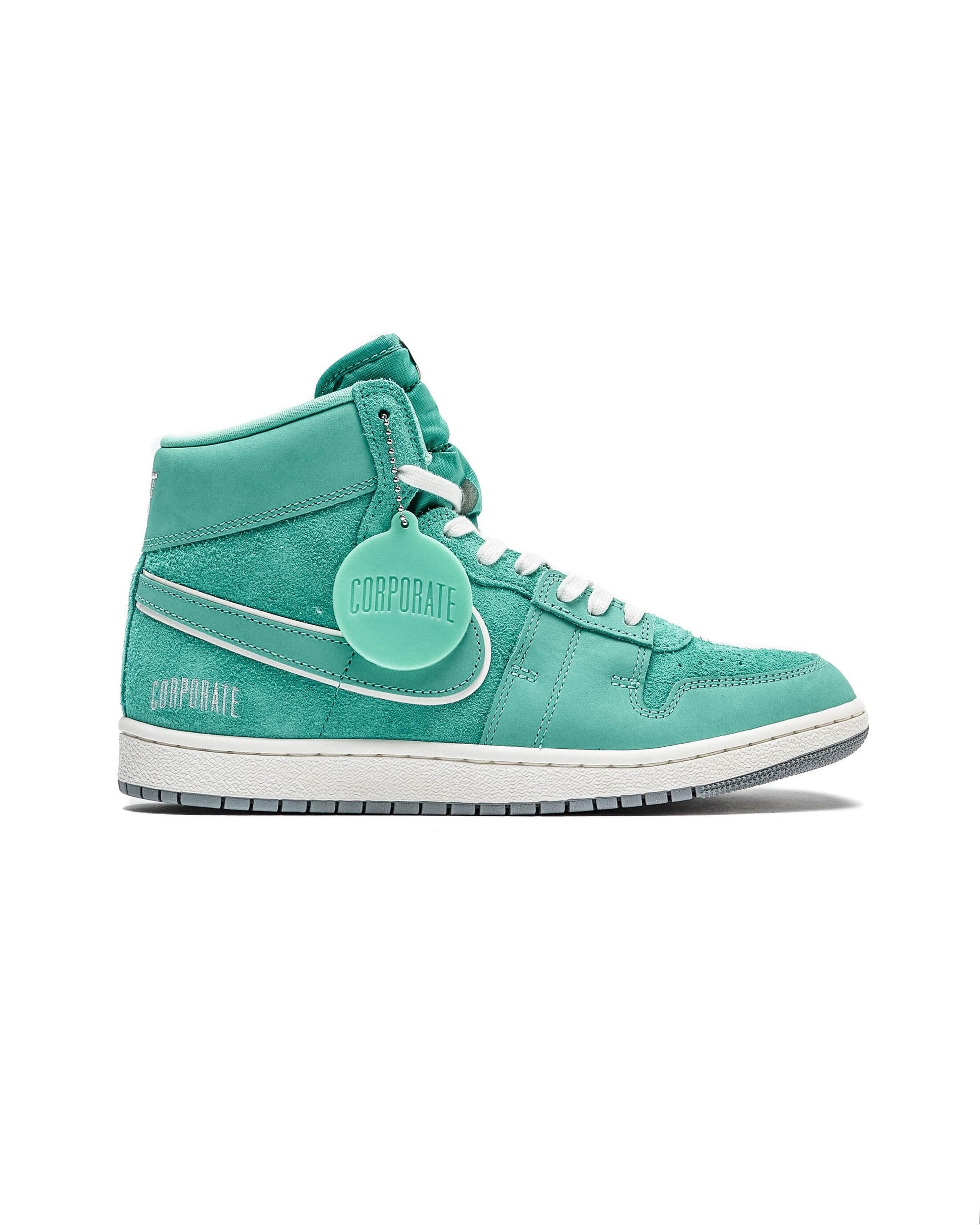Exclusive Air Jordan x Corporate AIR SHIP PE SP — 3.5 — Front View