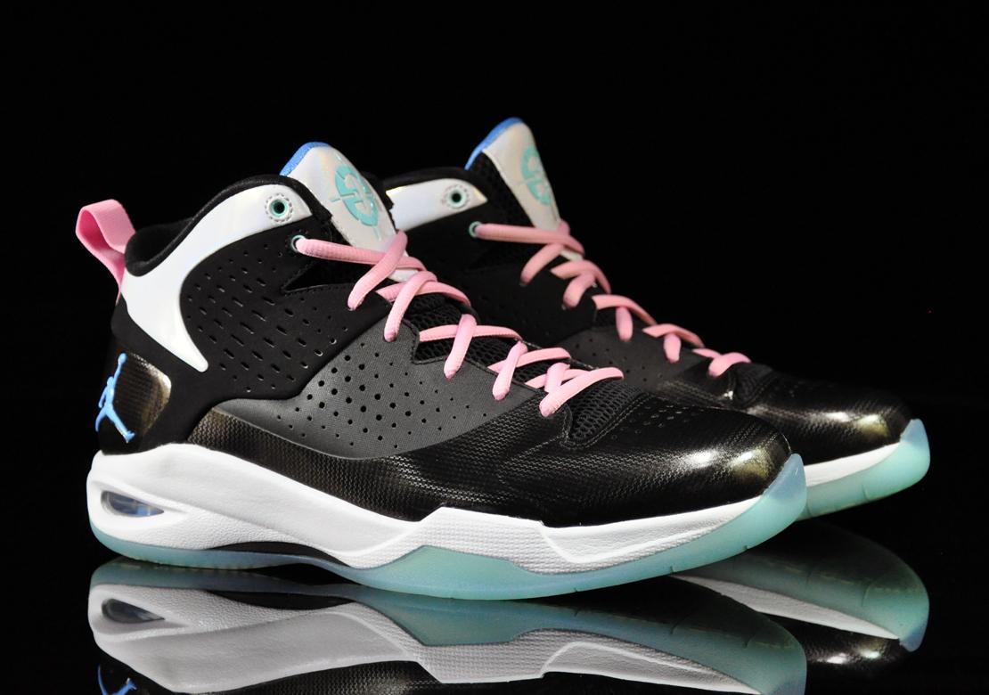 Exclusive Air Jordan Fly Wade — 3.5 — Front View