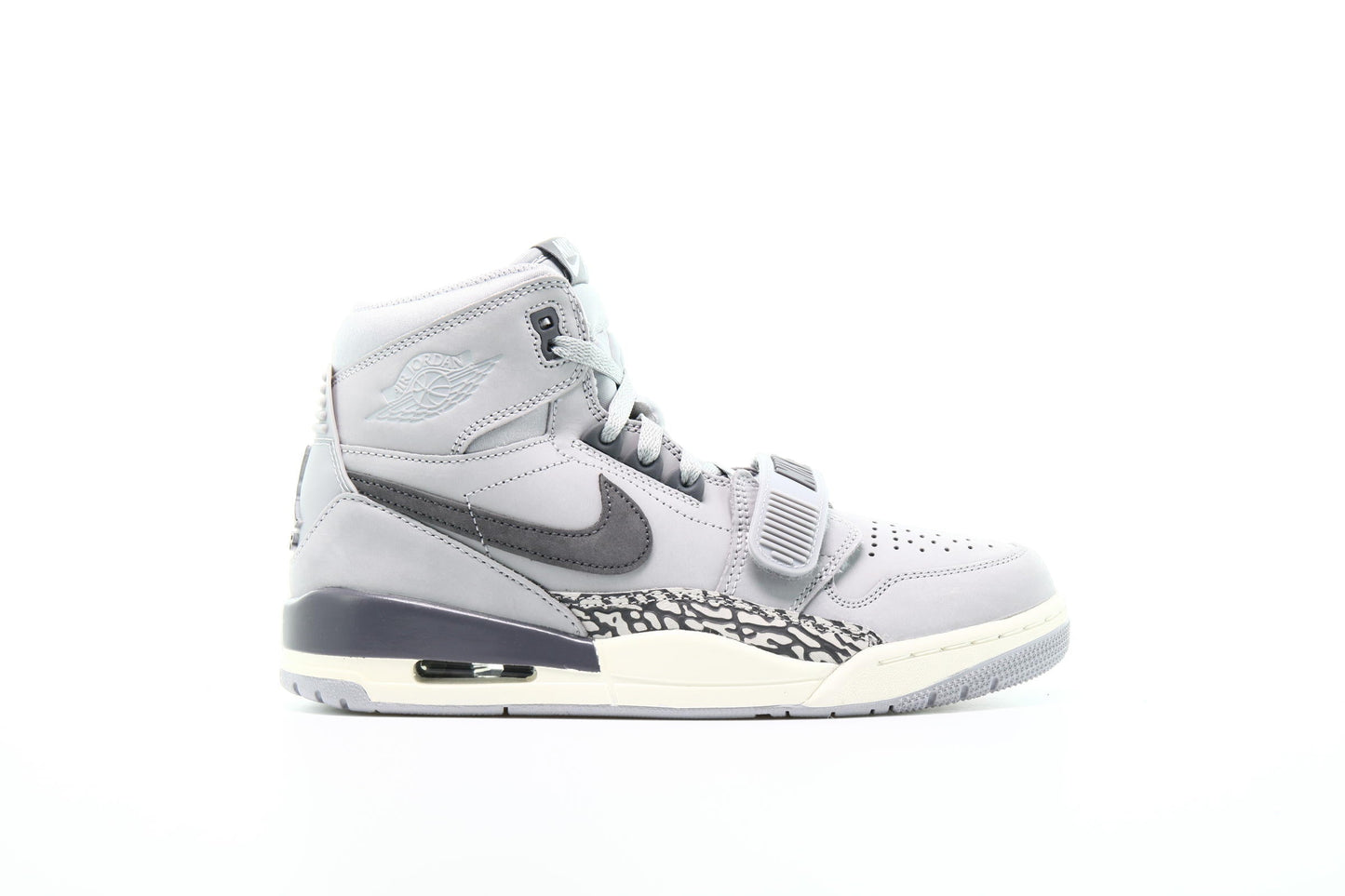 Exclusive Air Jordan Legacy 312 "Wolf Grey" — 3.5 — Front View