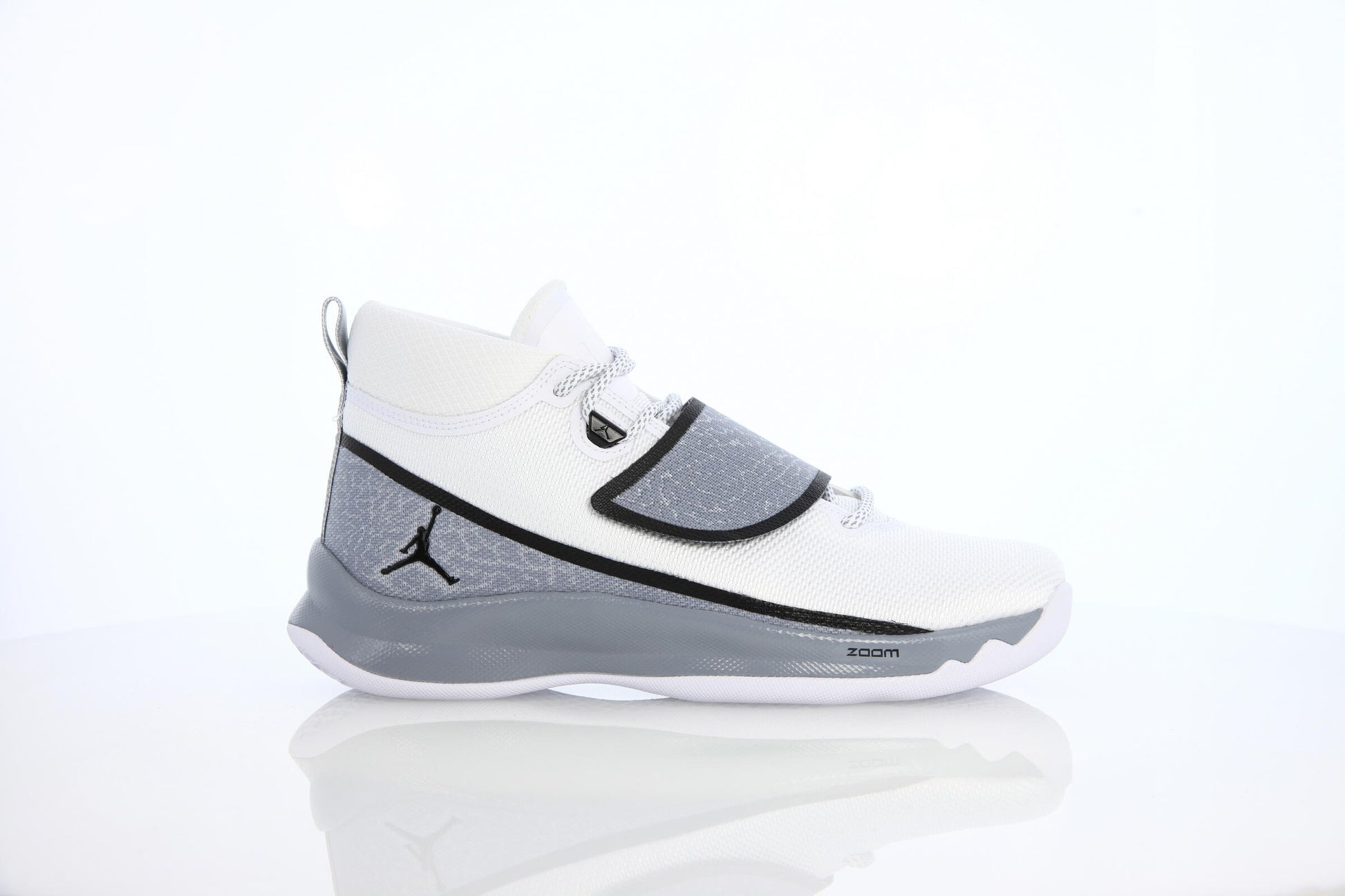 Exclusive Air Jordan Super.fly 5 Po "White" — 3.5 — Front View