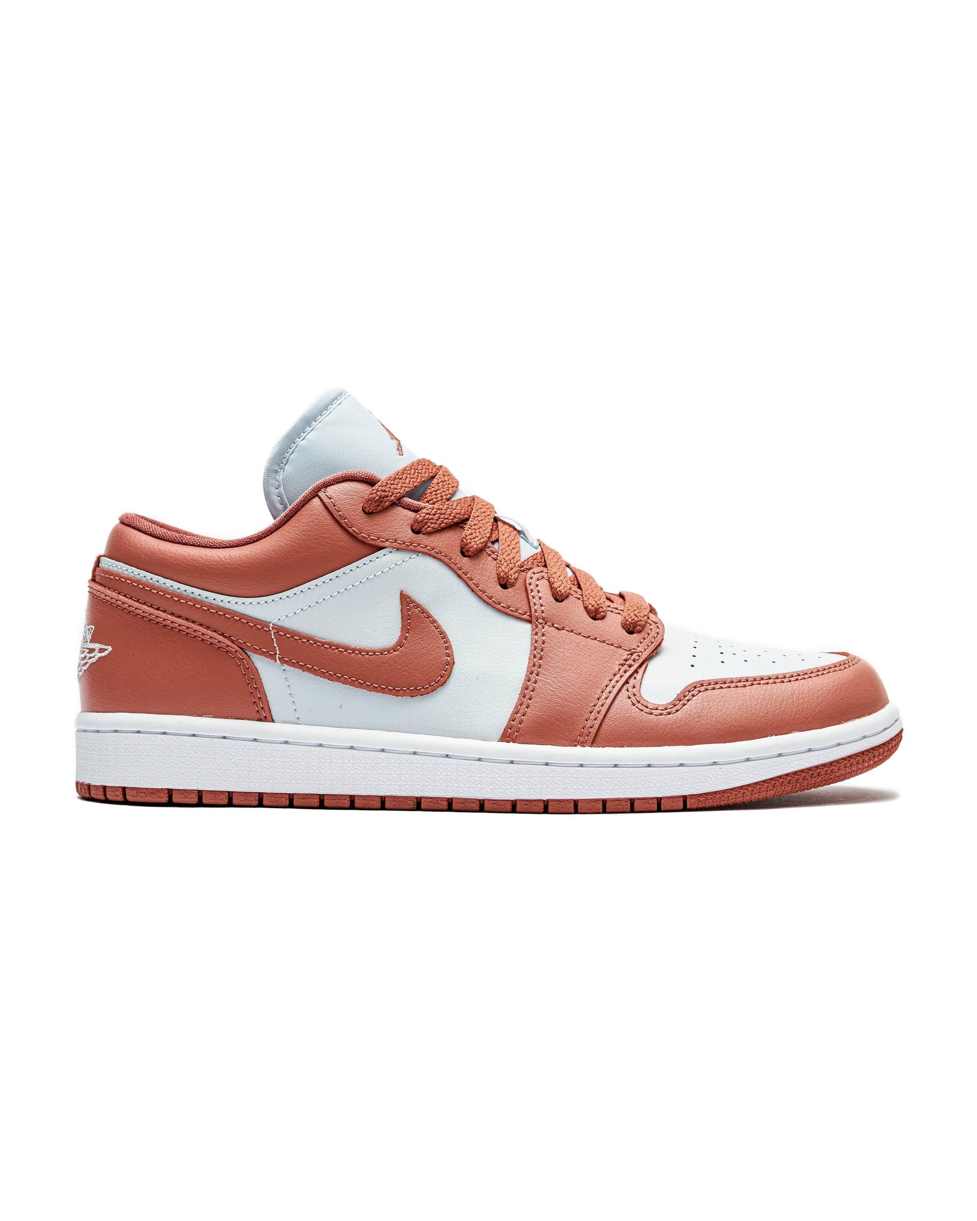 Exclusive Air Jordan WMNS 1 LOW — 5 — Front View