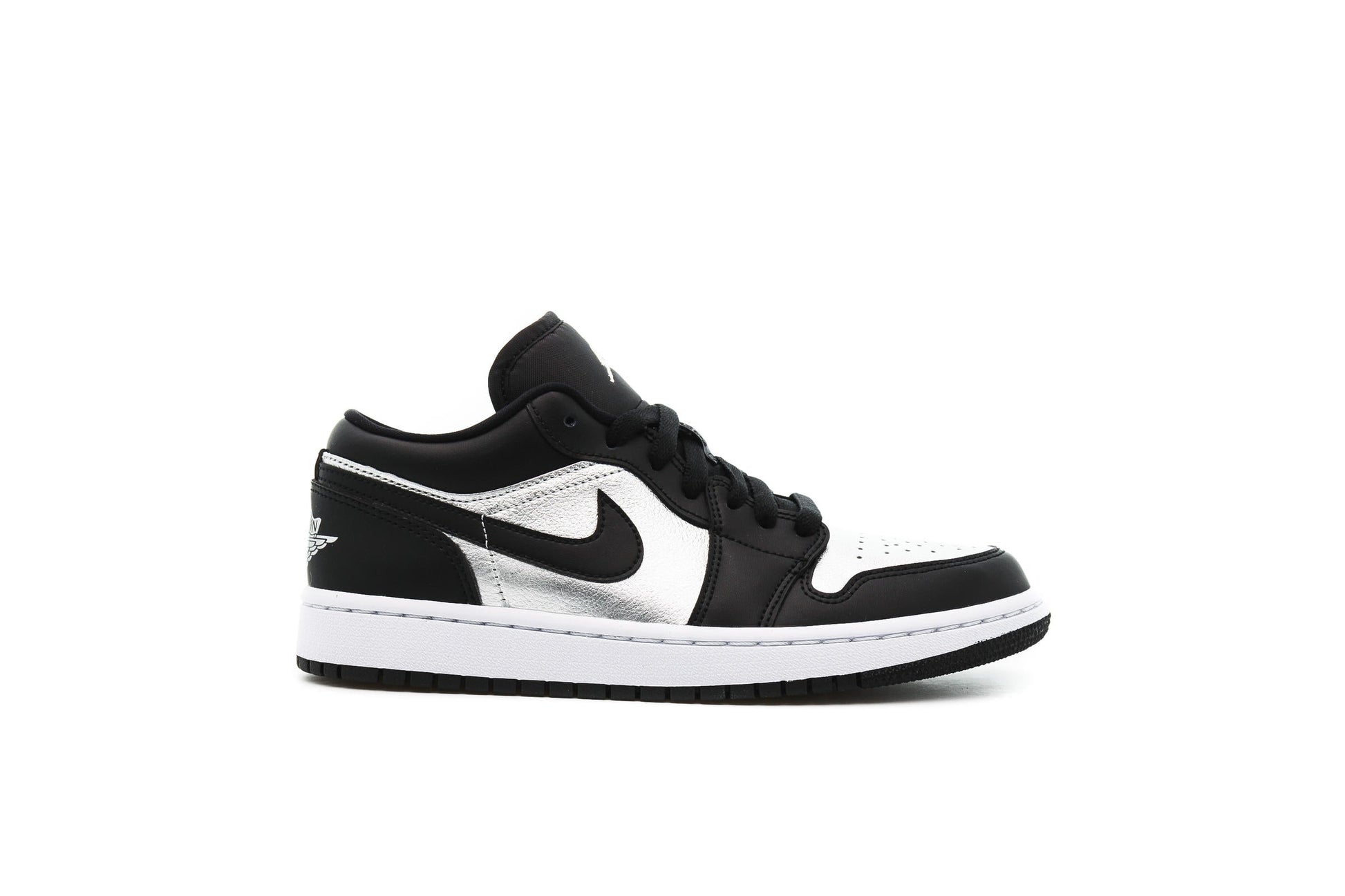 Exclusive Air Jordan WMNS 1 LOW SE "BLACK" — 5 — Front View