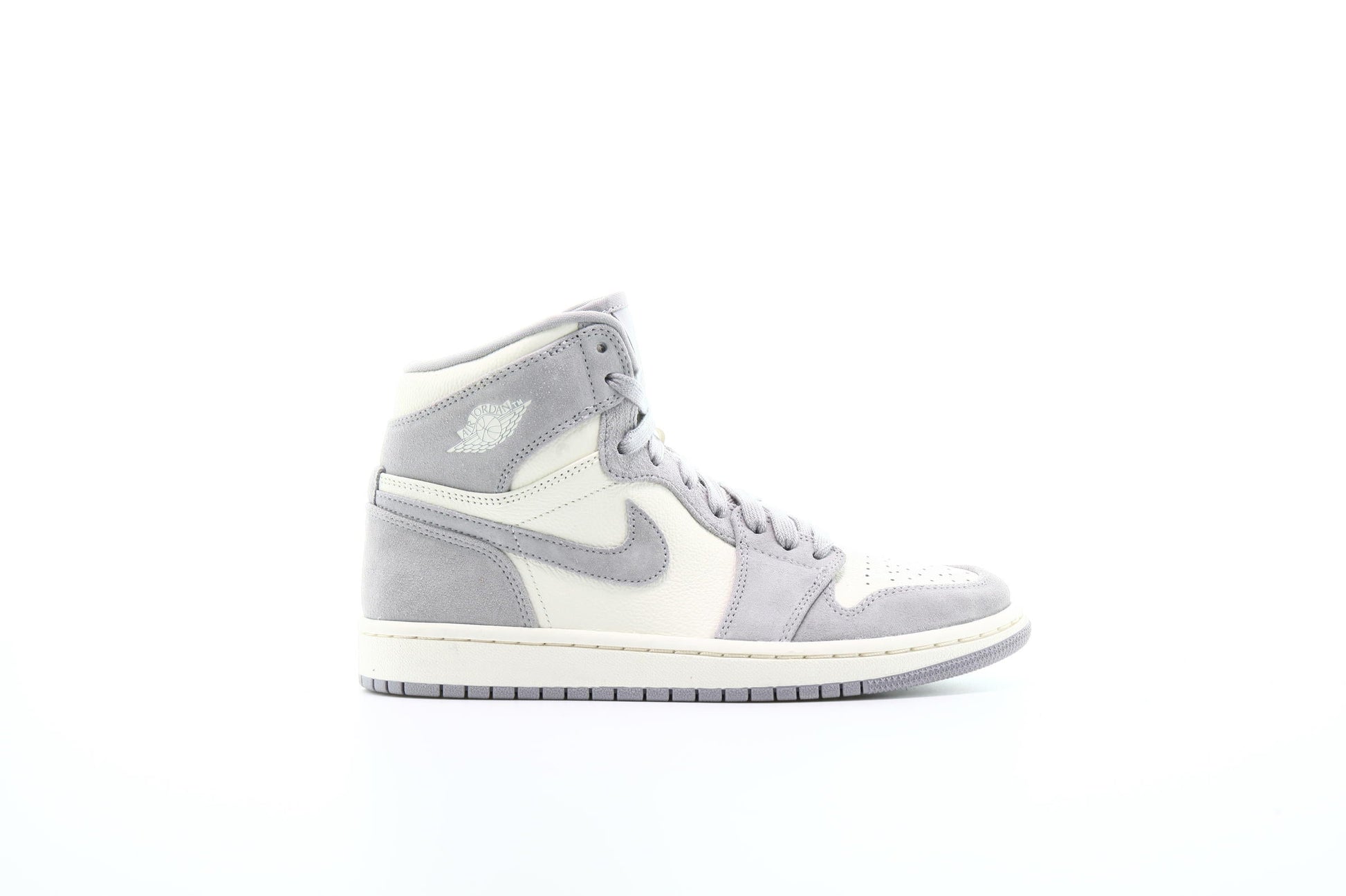 Exclusive Air Jordan WMNS 1 Retro High PRM "Pale Ivory" — 5 — Front View