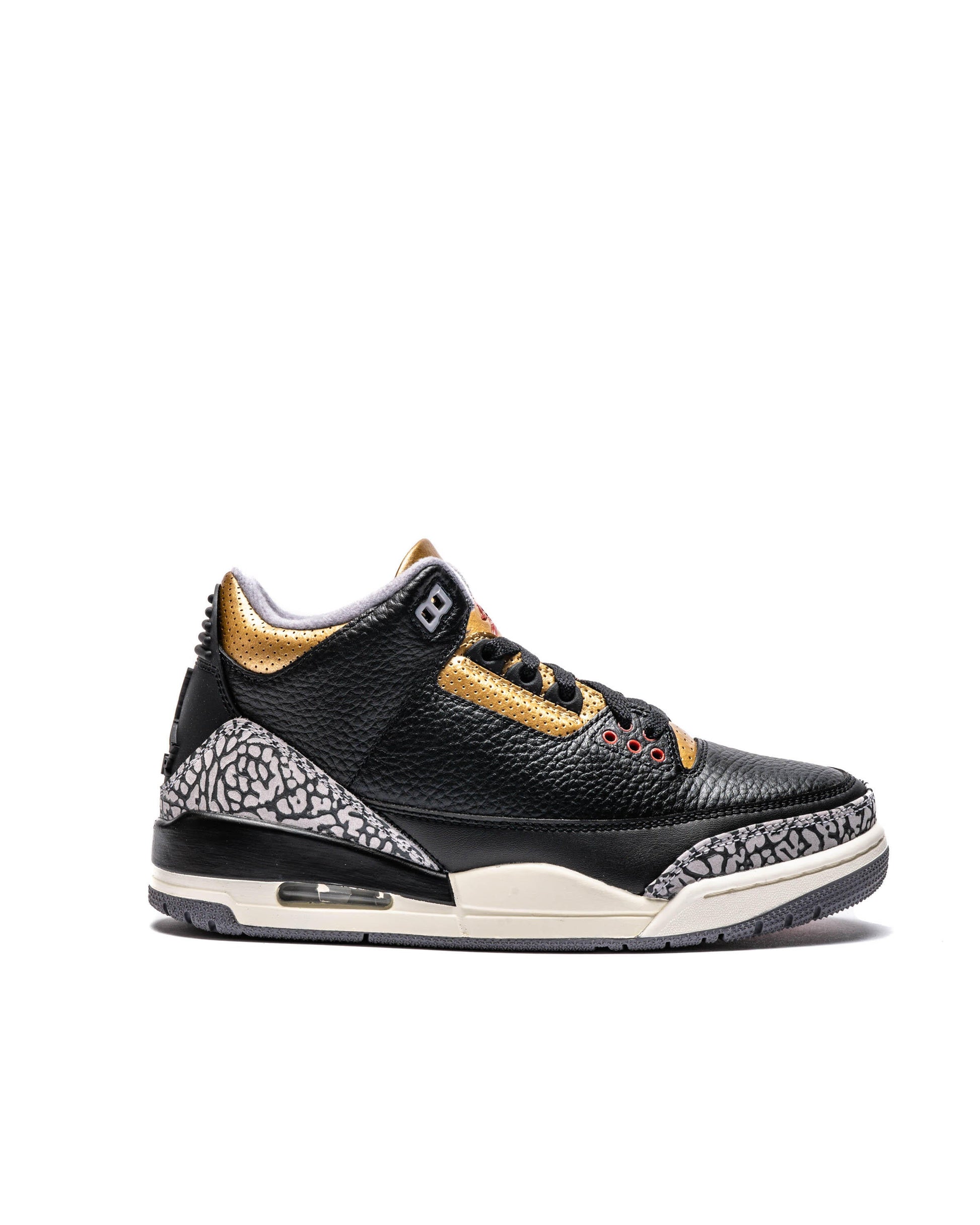 Exclusive Air Jordan WMNS 3 RETRO — 5 — Front View