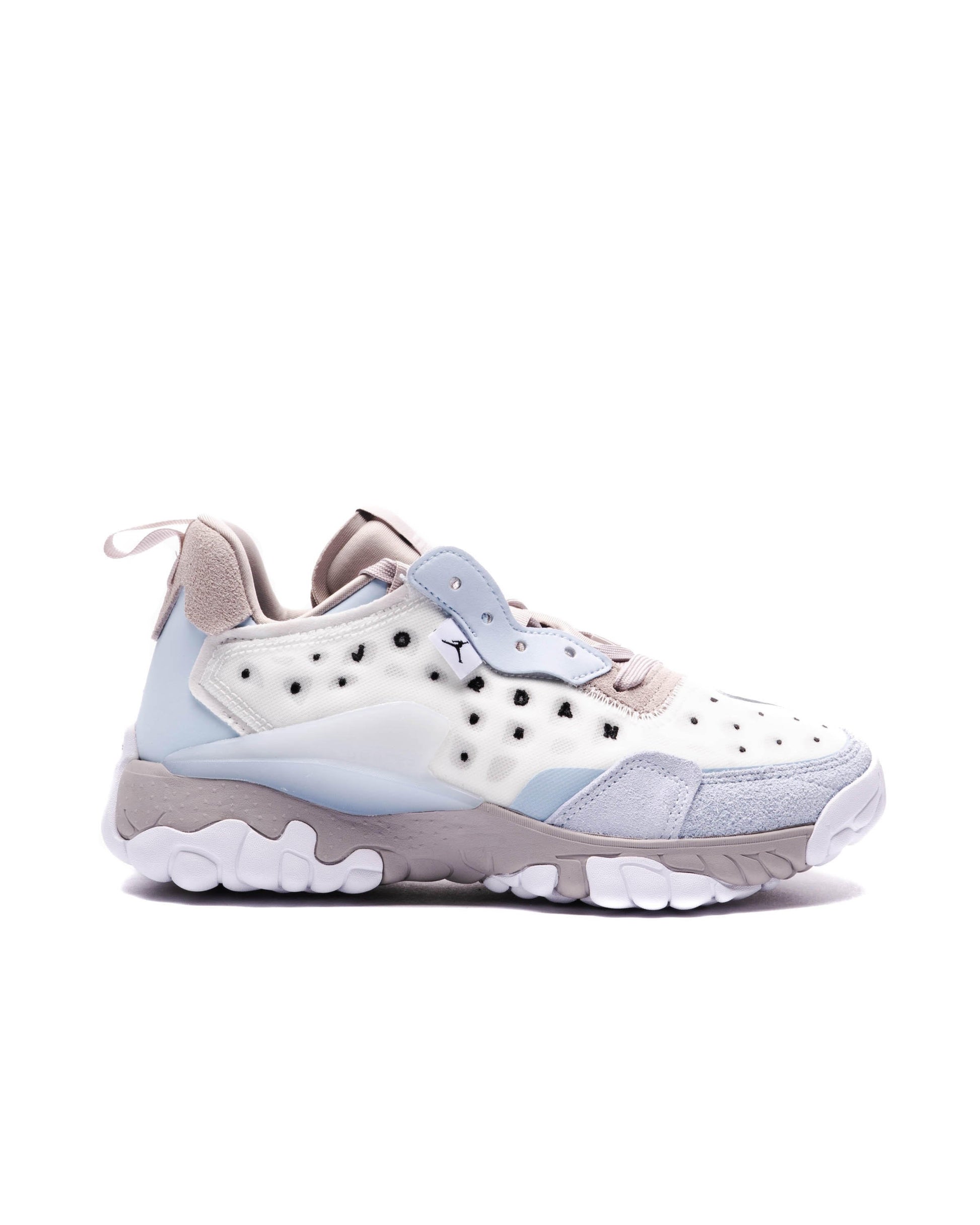 Exclusive Air Jordan WMNS DELTA 2 — 5 — Front View