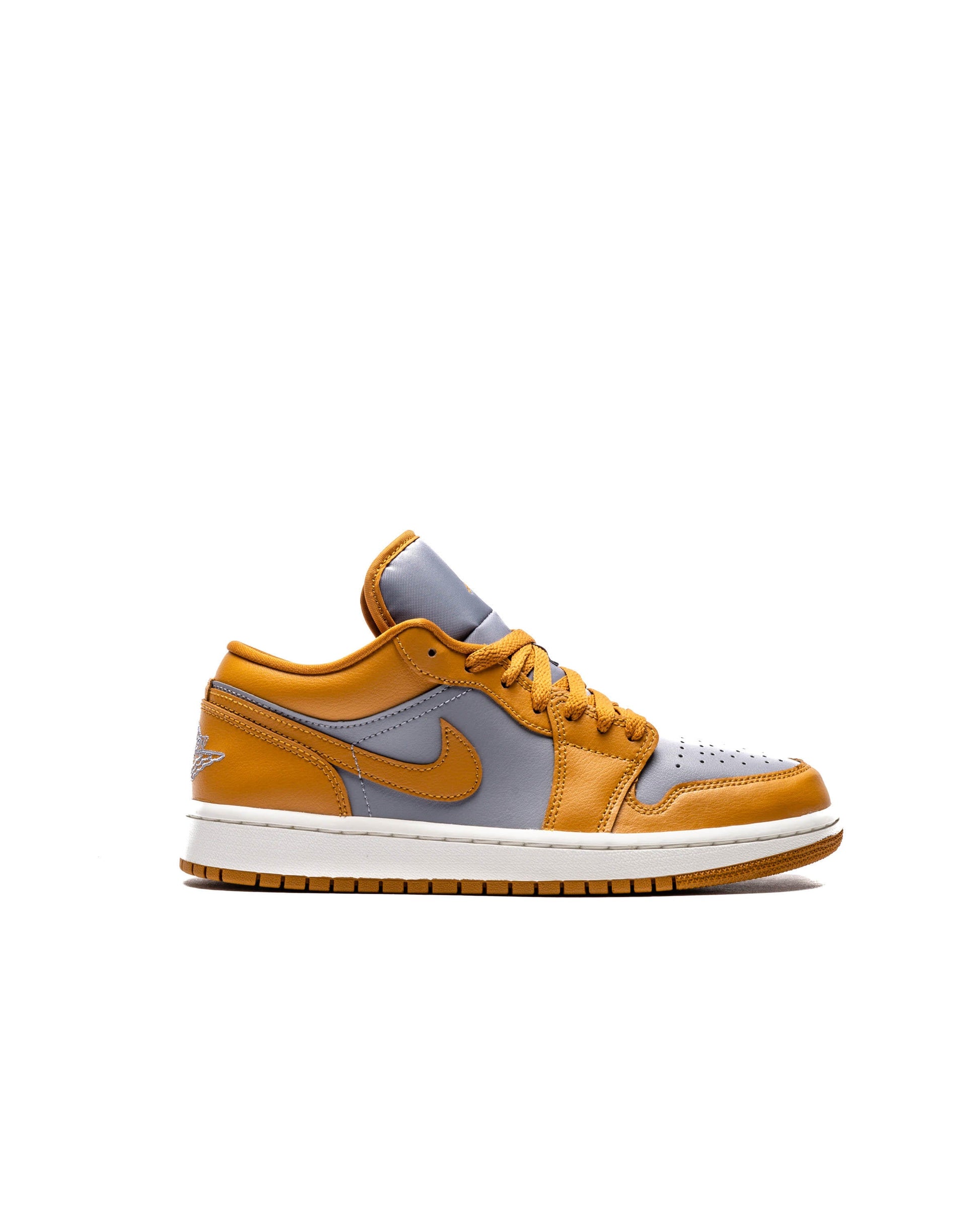 Exclusive Air Jordan WMNS1 LOW — 5 — Front View