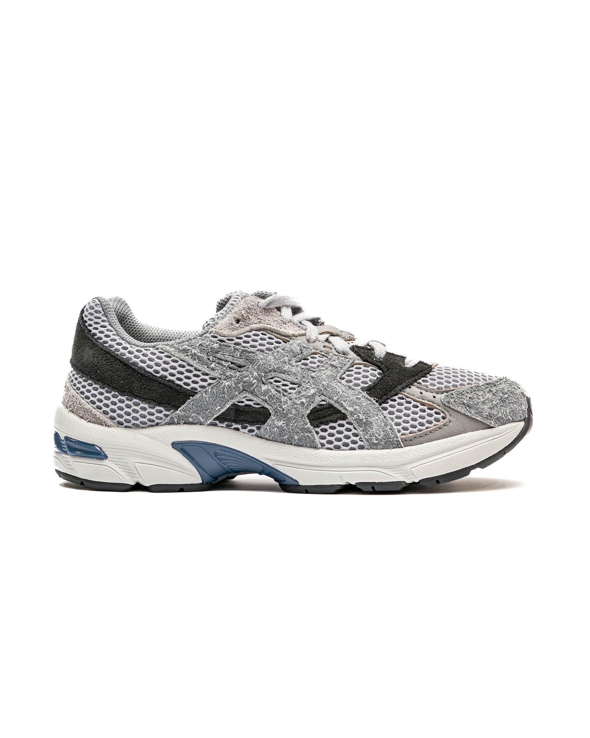 Exclusive Asics GEL-1130 — 4 — Front View