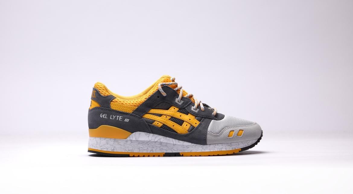 Exclusive Asics Gel Lyte III "Gold Fusion" — 4 — Front View