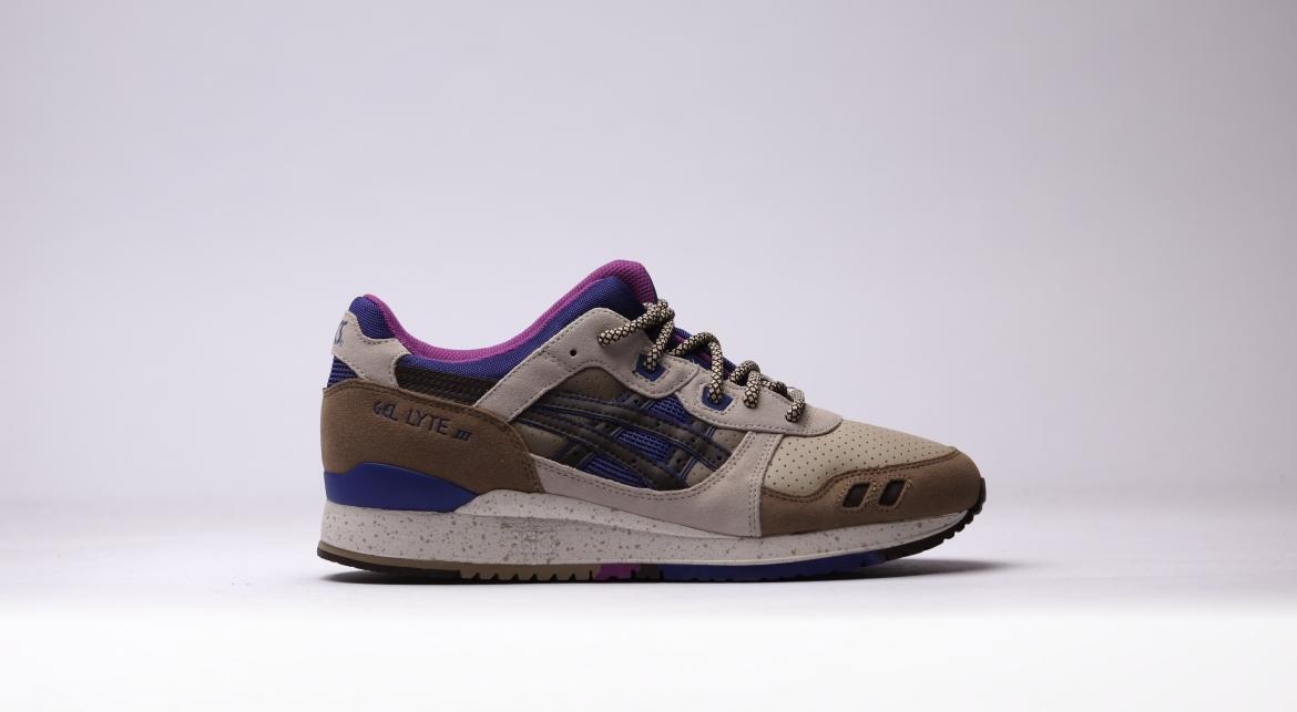 Exclusive Asics Gel Lyte III "Light Brown" — 4 — Front View